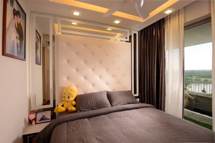 Classical Design - Bedroom - Condominium - Design by D'Planner Pte Ltd