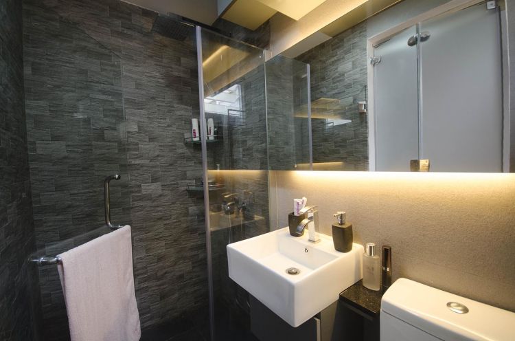 Minimalist Design - Bathroom - HDB 4 Room - Design by DreamCreations Interior Pte Ltd