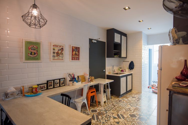 Retro Design - Dining Room - Condominium - Design by Dreamvision Designer Pte Ltd