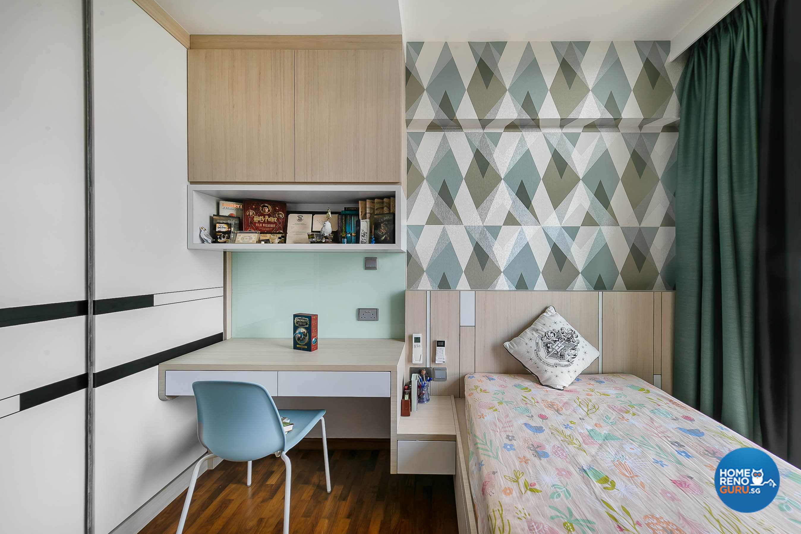 Modern Design - Bedroom - Condominium - Design by Dreamvision Designer Pte Ltd