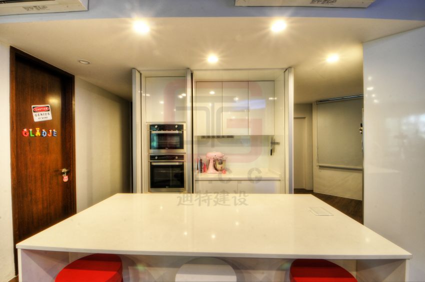 Contemporary, Modern, Resort Design - Kitchen - Condominium - Design by DT construction group Pte ltd