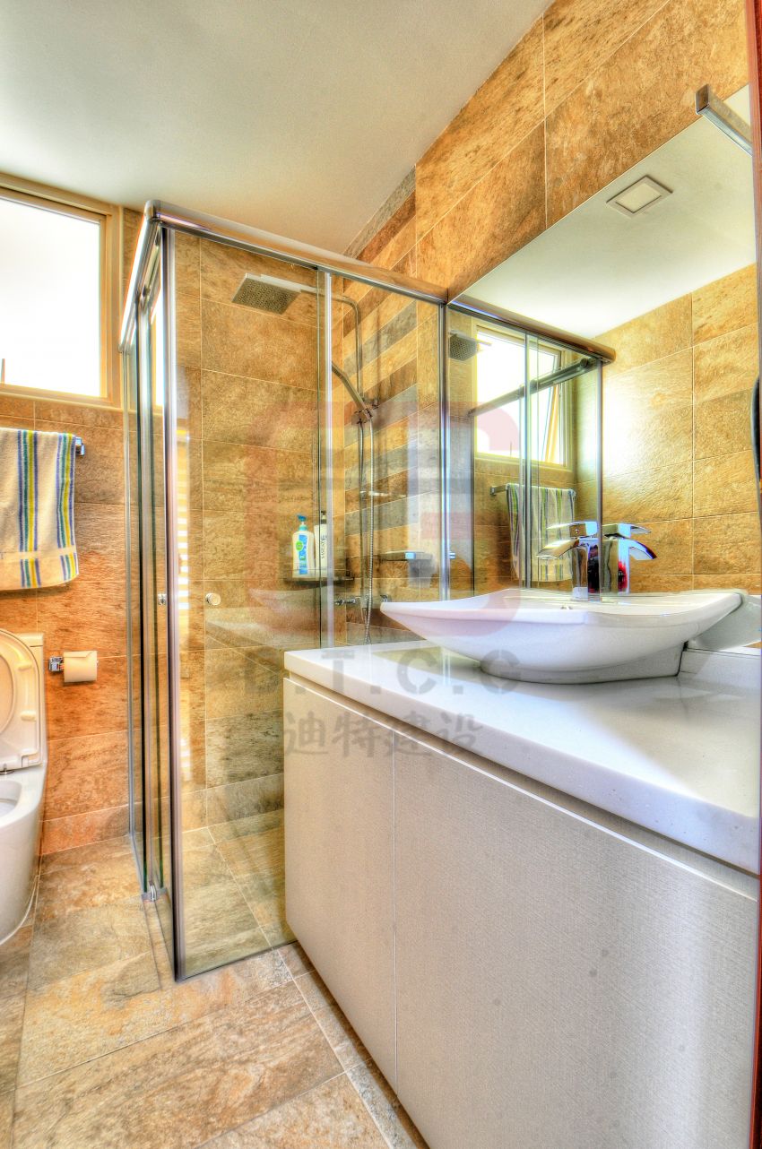 Country, Vintage Design - Bathroom - HDB 3 Room - Design by DT construction group Pte ltd