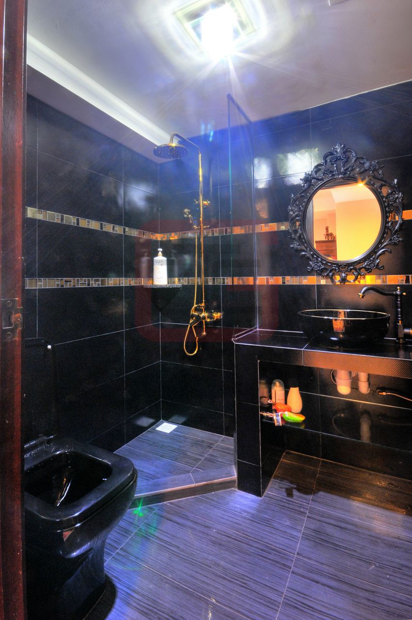 Contemporary, Resort, Tropical Design - Bathroom - Landed House - Design by DT construction group Pte ltd