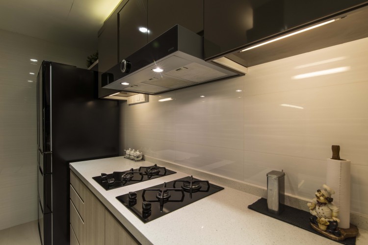 Contemporary Design - Kitchen - Condominium - Design by Dzign Station Pte ltd