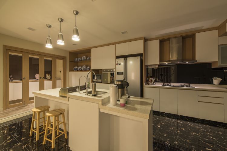 Modern Design - Kitchen - HDB Executive Apartment - Design by Dzign Station Pte ltd