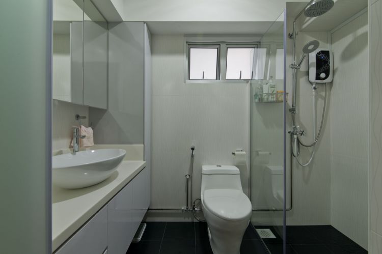 Minimalist Design - Bathroom - HDB 4 Room - Design by Dzign Station Pte ltd