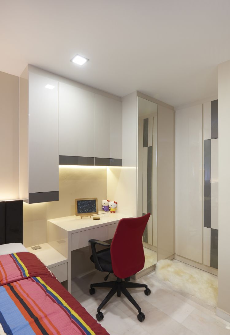 Contemporary, Modern Design - Bedroom - HDB 5 Room - Design by EC Vision Design Pte Ltd