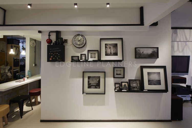 Industrial, Scandinavian, Vintage Design - Living Room - HDB Executive Apartment - Design by Edgeline Planners Pte Ltd