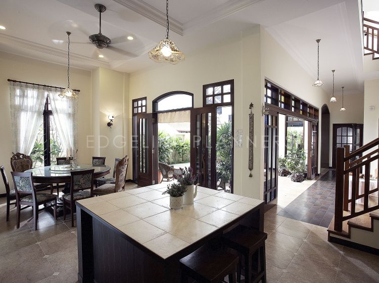 Classical, Country Design - Dining Room - Landed House - Design by Edgeline Planners Pte Ltd