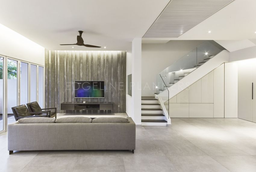 Minimalist, Modern Design - Living Room - Landed House - Design by Edgeline Planners Pte Ltd