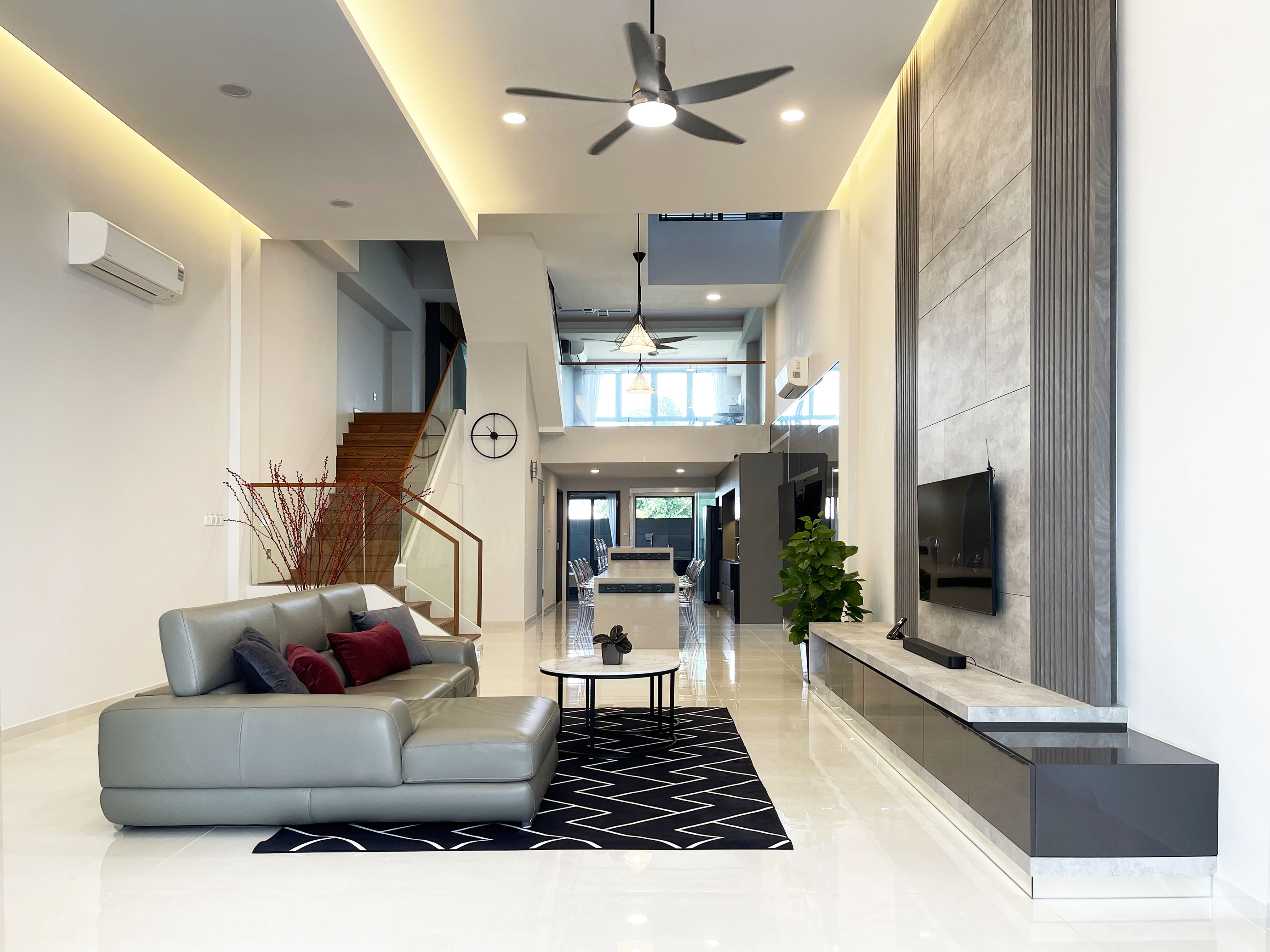 Modern Design - Living Room - Landed House - Design by Edgeline Planners Pte Ltd