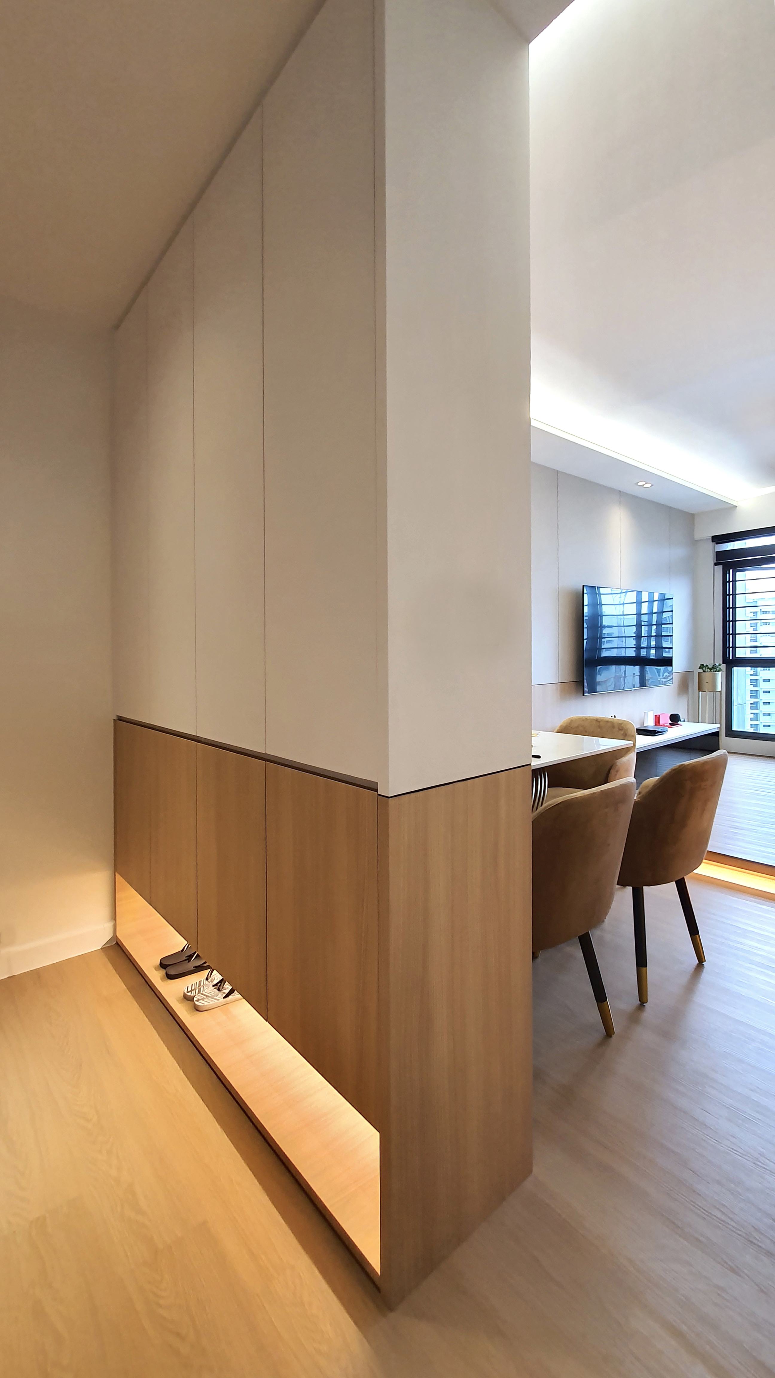 Contemporary Design - Living Room - HDB Studio Apartment - Design by Edgeline Planners Pte Ltd