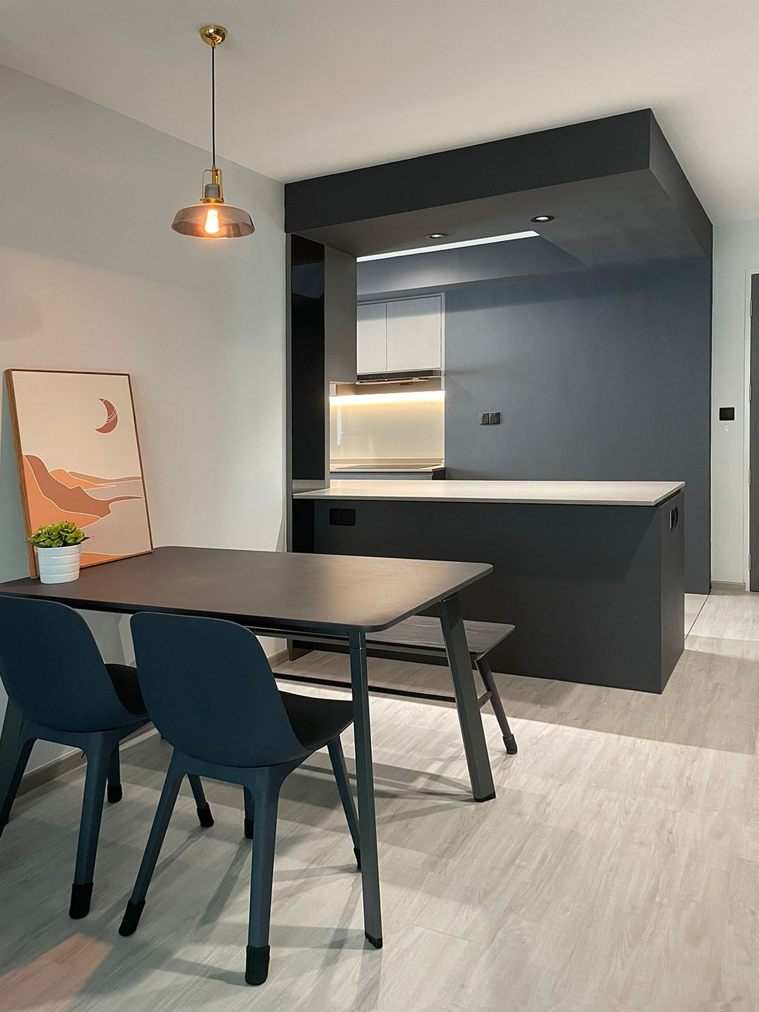 Modern Design - Dining Room - HDB 4 Room - Design by Edgeline Planners Pte Ltd