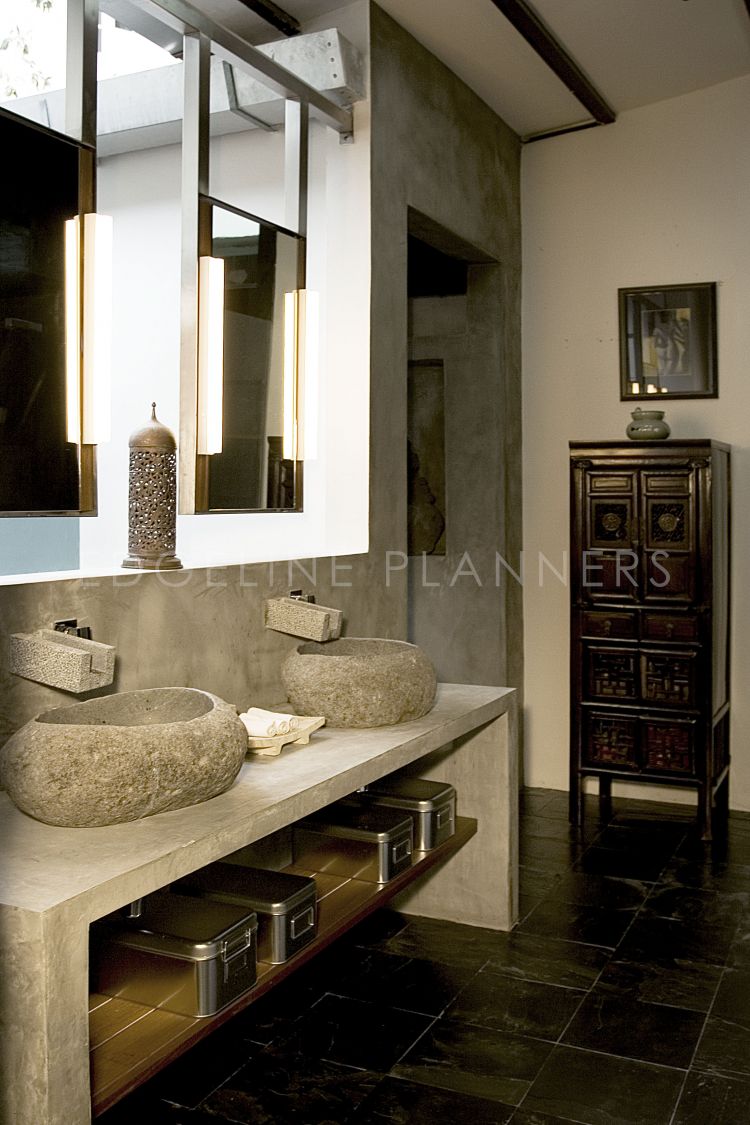 Rustic, Vintage Design - Bathroom - Landed House - Design by Edgeline Planners Pte Ltd