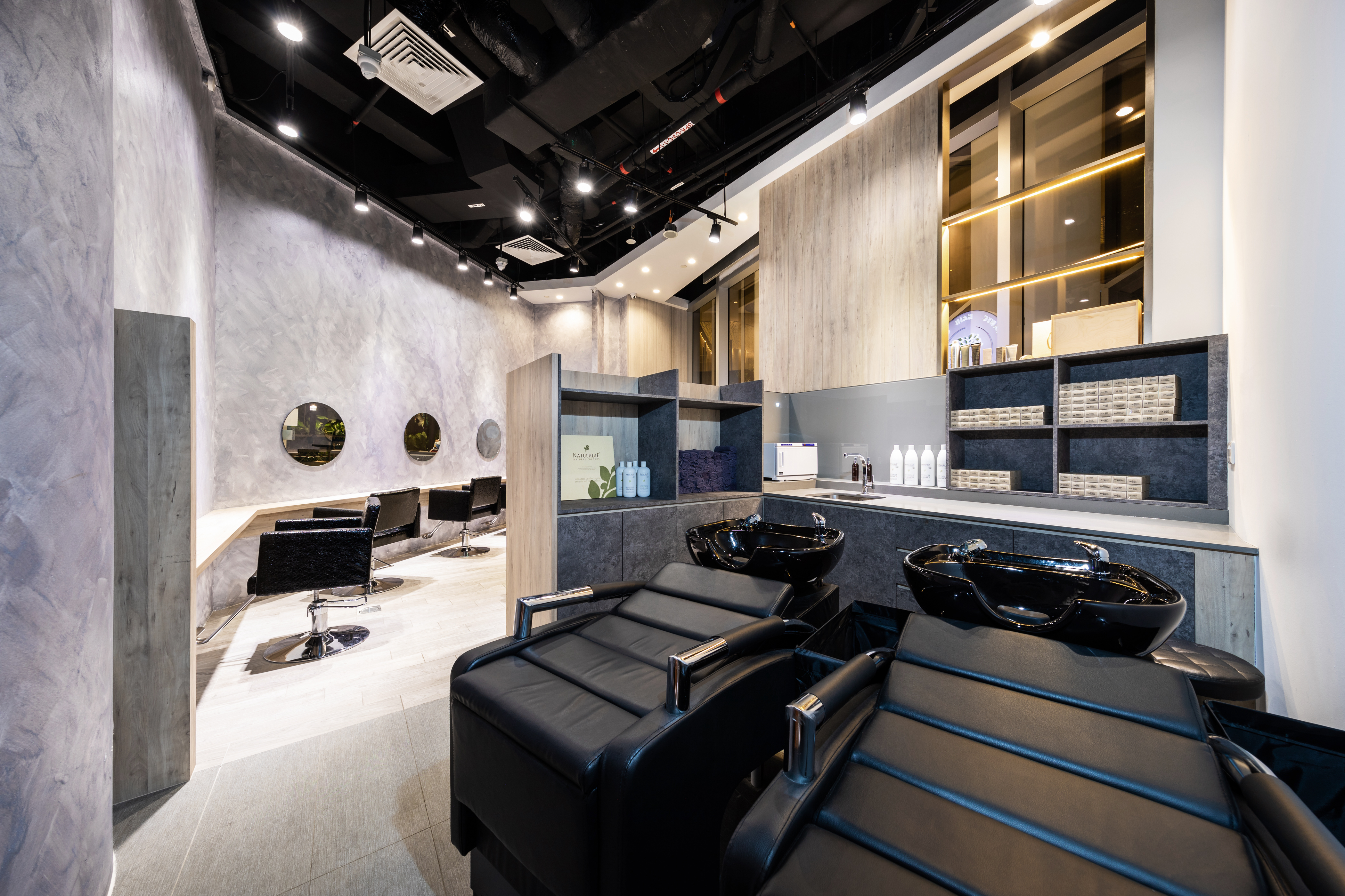 Modern Design - Commercial - Retail - Design by Edgeline Planners Pte Ltd