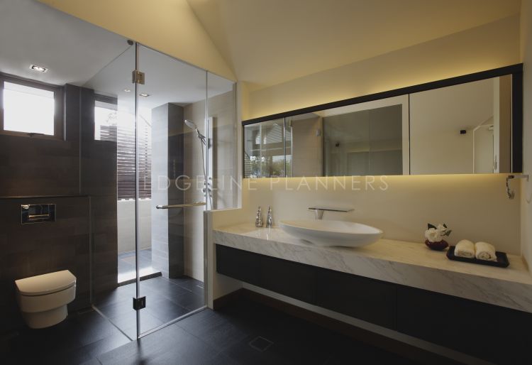 Contemporary, Modern Design - Bathroom - Landed House - Design by Edgeline Planners Pte Ltd
