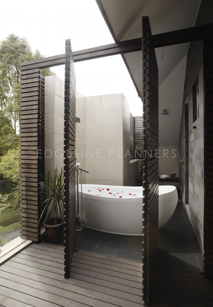 Contemporary, Modern Design - Bathroom - Landed House - Design by Edgeline Planners Pte Ltd