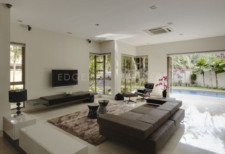 Contemporary, Modern Design - Living Room - Landed House - Design by Edgeline Planners Pte Ltd