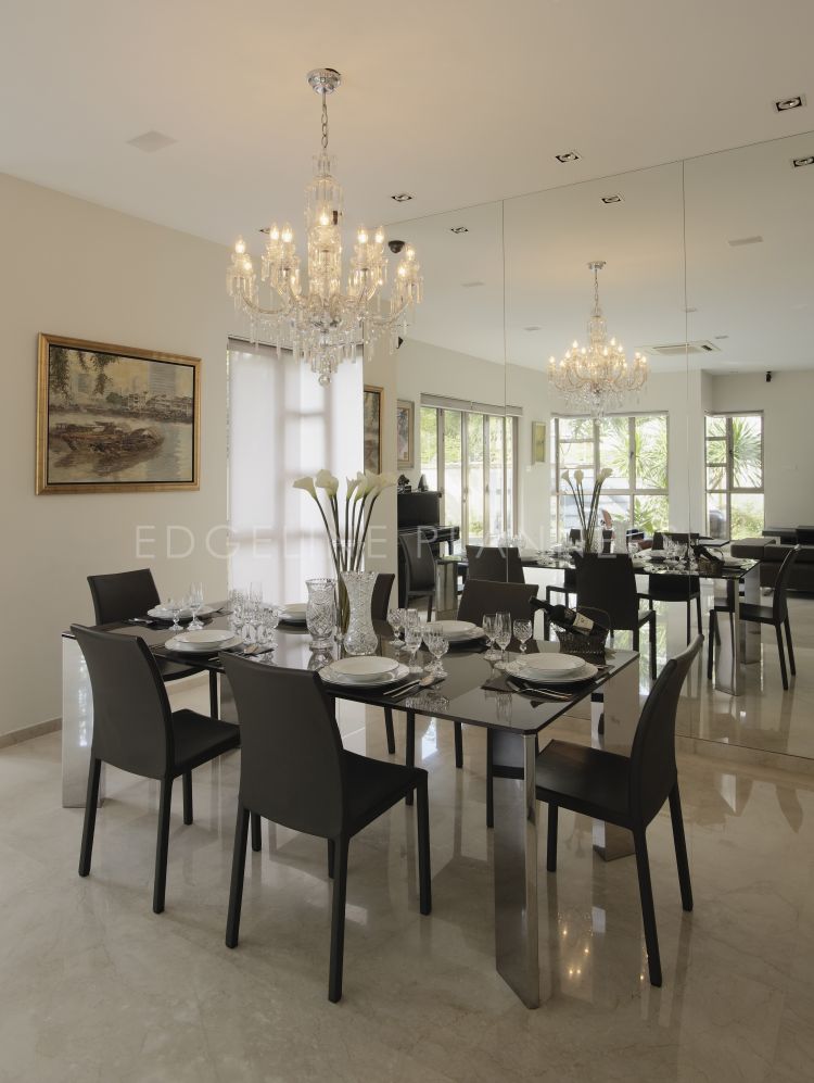 Contemporary, Modern Design - Dining Room - Landed House - Design by Edgeline Planners Pte Ltd