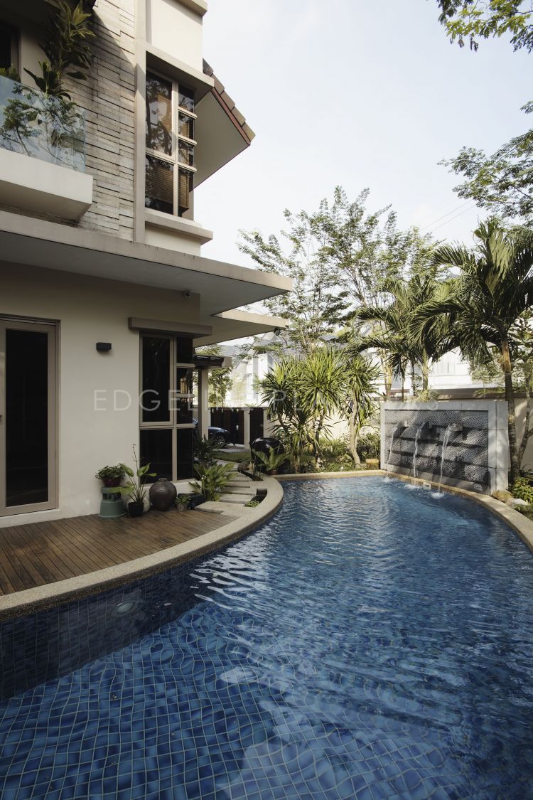 Contemporary, Modern Design - Garden - Landed House - Design by Edgeline Planners Pte Ltd