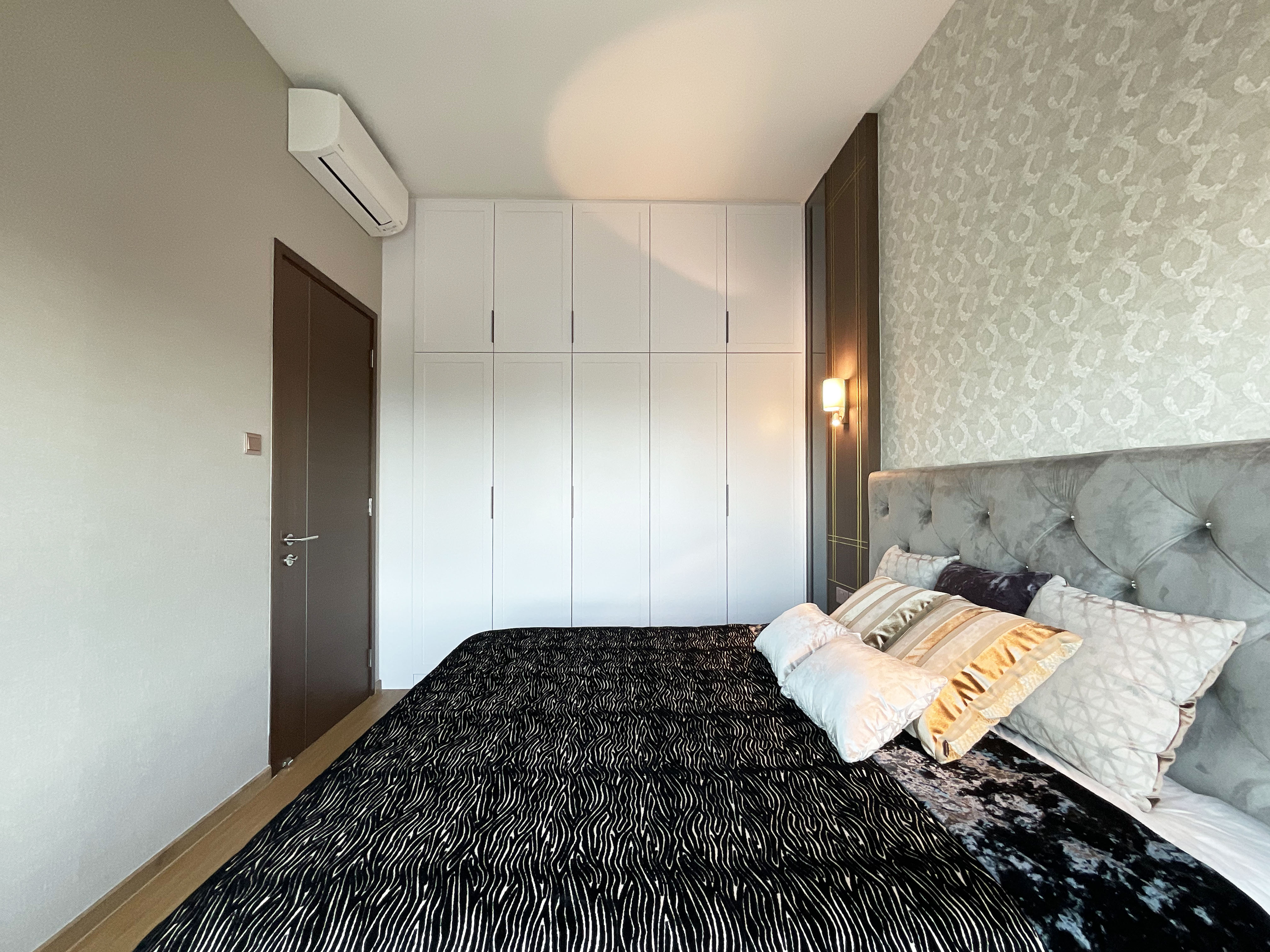 Classical, Modern Design - Bedroom - Condominium - Design by Edgeline Planners Pte Ltd