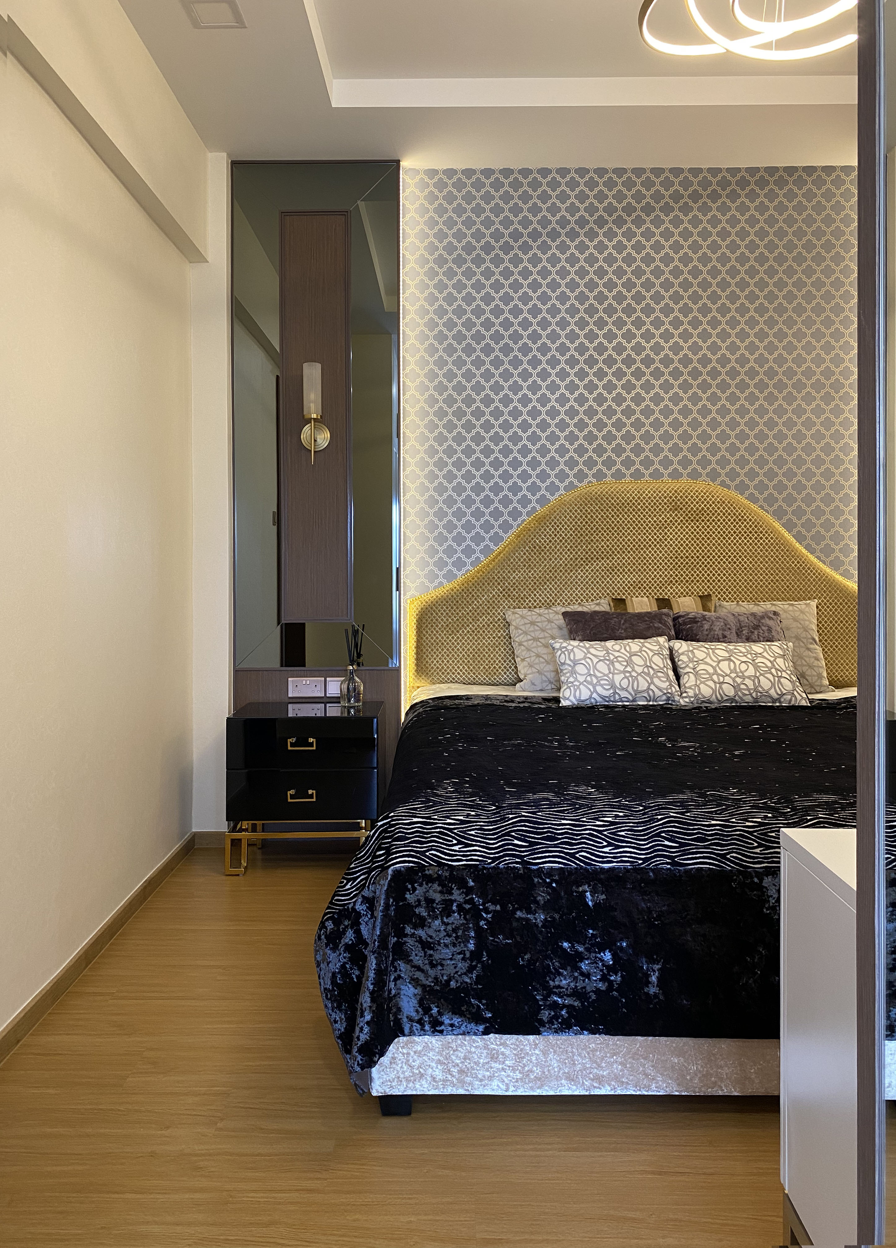 Classical, Modern Design - Bedroom - Condominium - Design by Edgeline Planners Pte Ltd