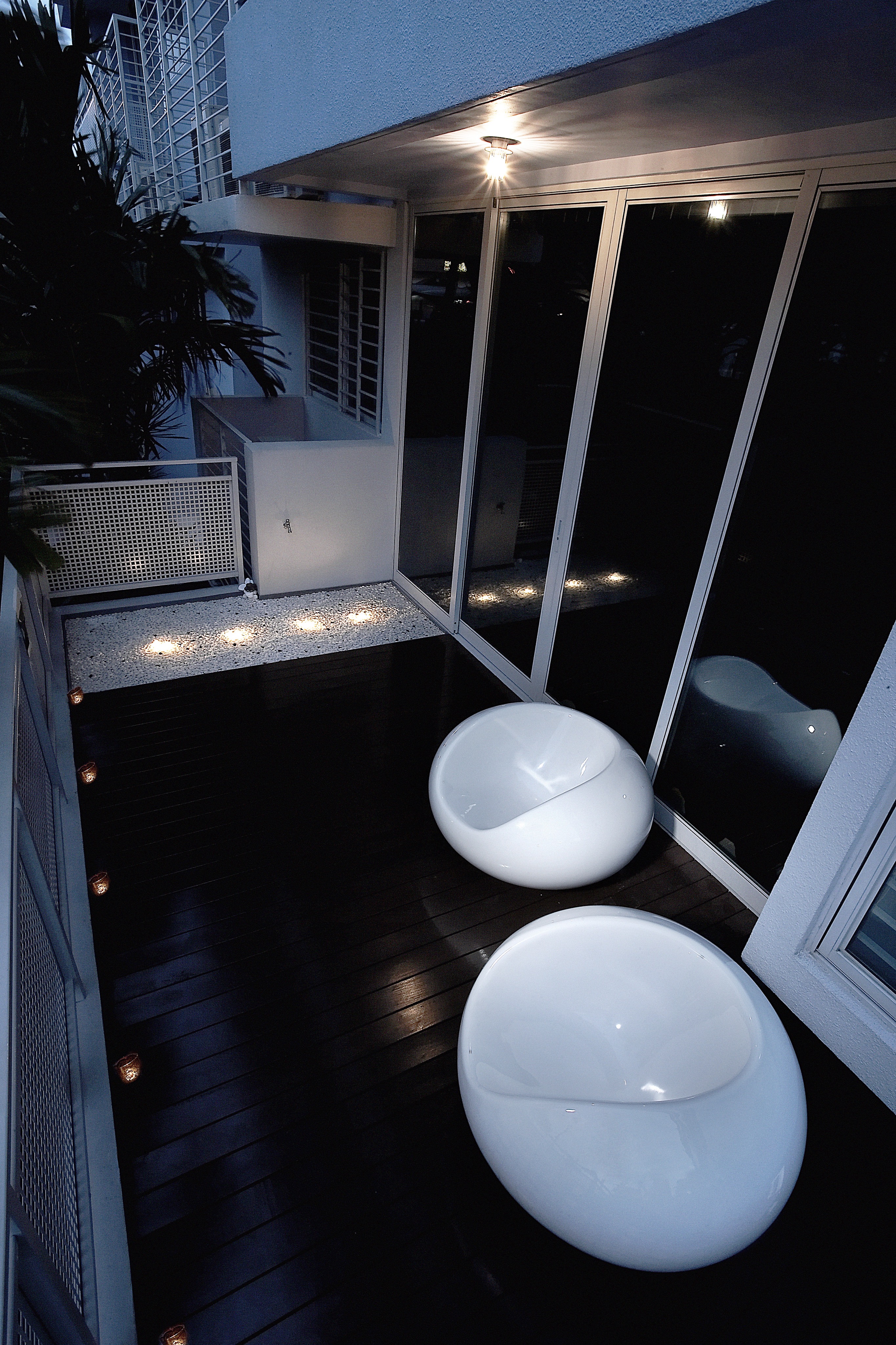 Classical, Modern Design - Balcony - Condominium - Design by Edgeline Planners Pte Ltd