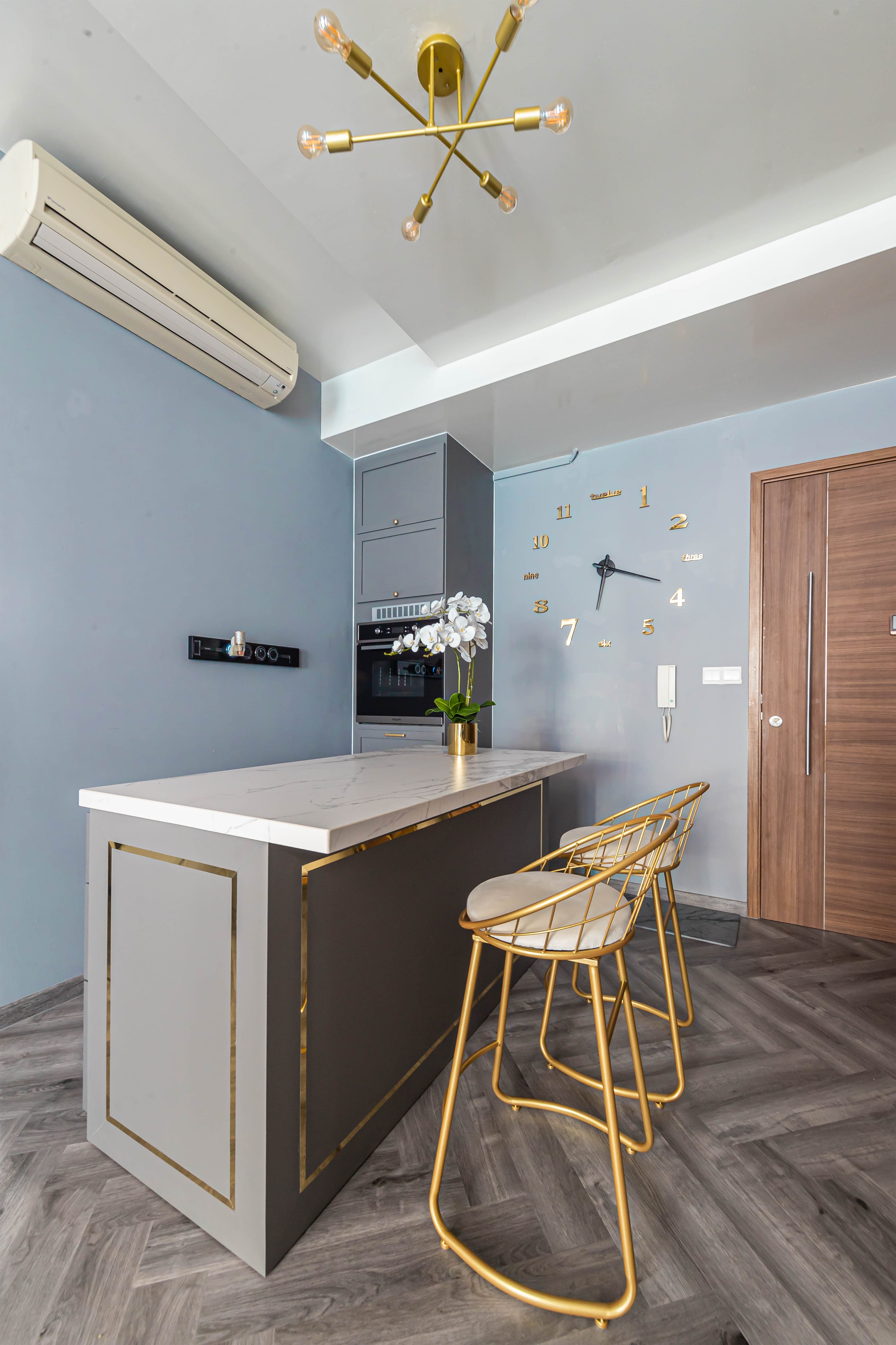 Victorian Design - Kitchen - Condominium - Design by Eight Design Pte Ltd