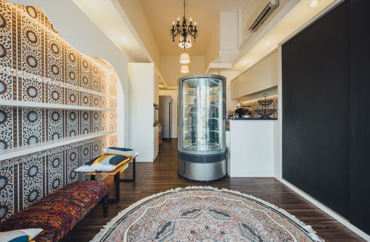 Eclectic Design - Living Room - Retail - Design by Fatema Design Studio