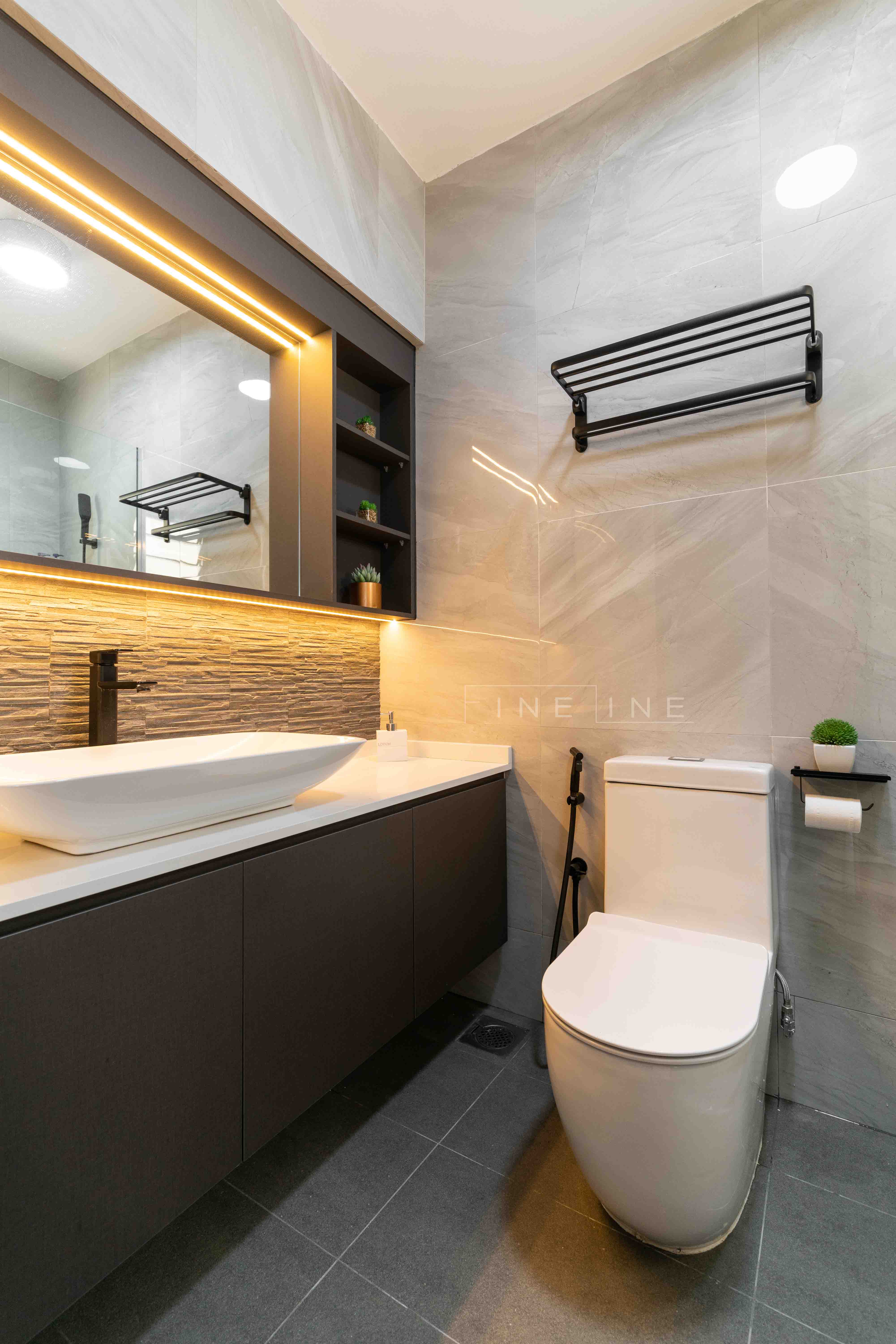 Contemporary Design - Bathroom - HDB 5 Room - Design by Fineline Design Pte Ltd