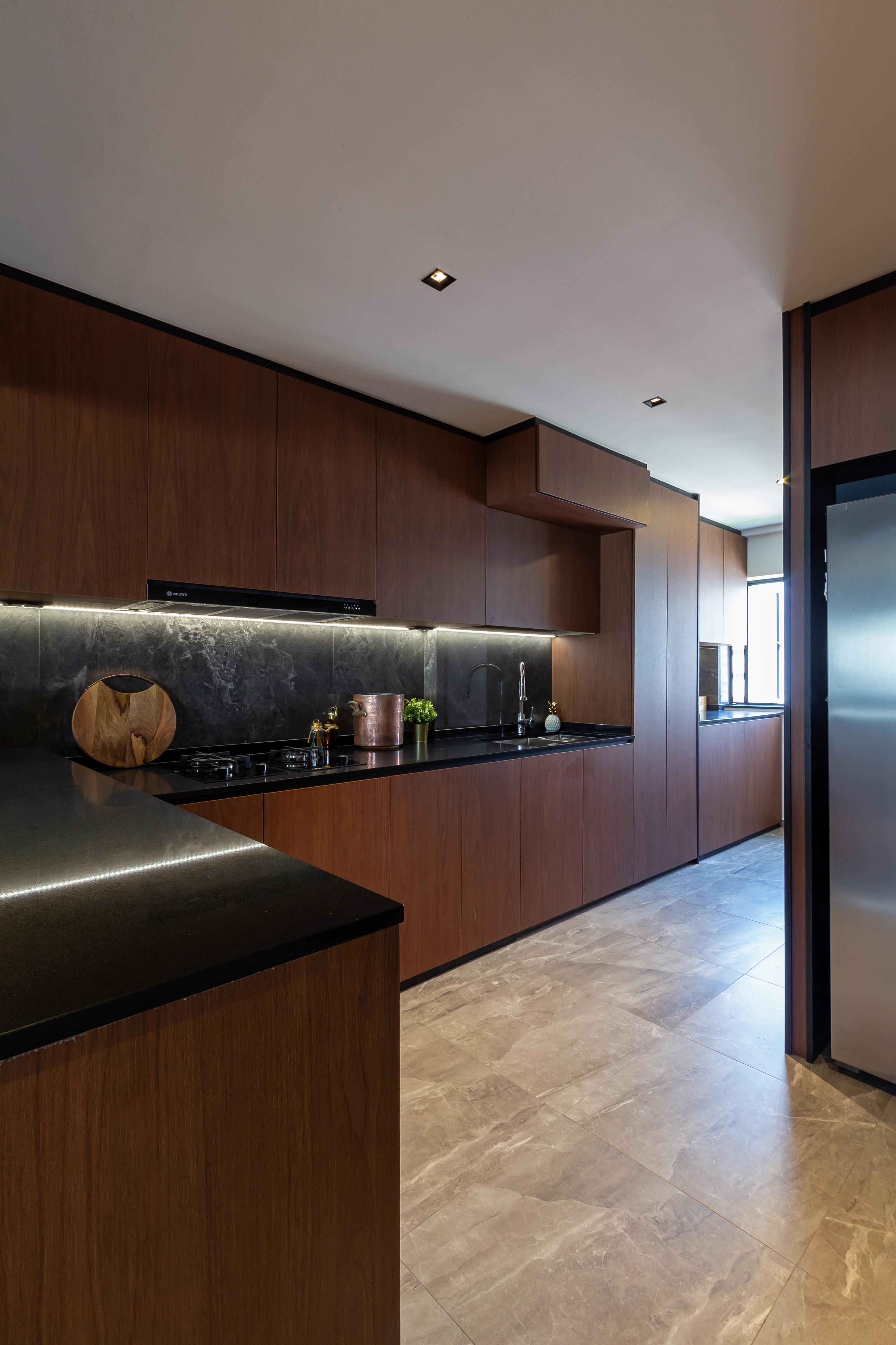 Modern Design - Kitchen - HDB 4 Room - Design by Fineline Design Pte Ltd