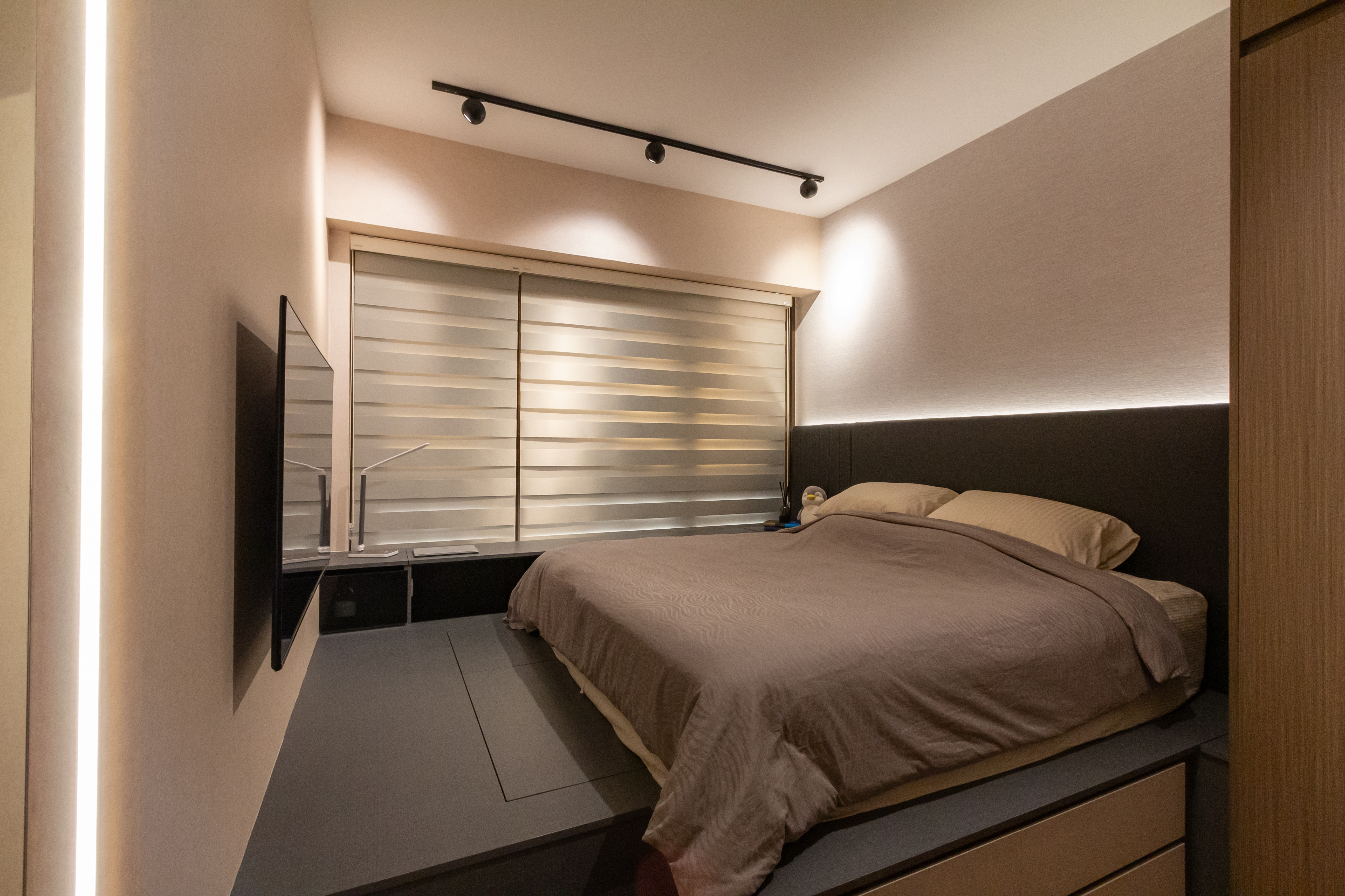 Modern Design - Bedroom - Condominium - Design by Fineline Design Pte Ltd