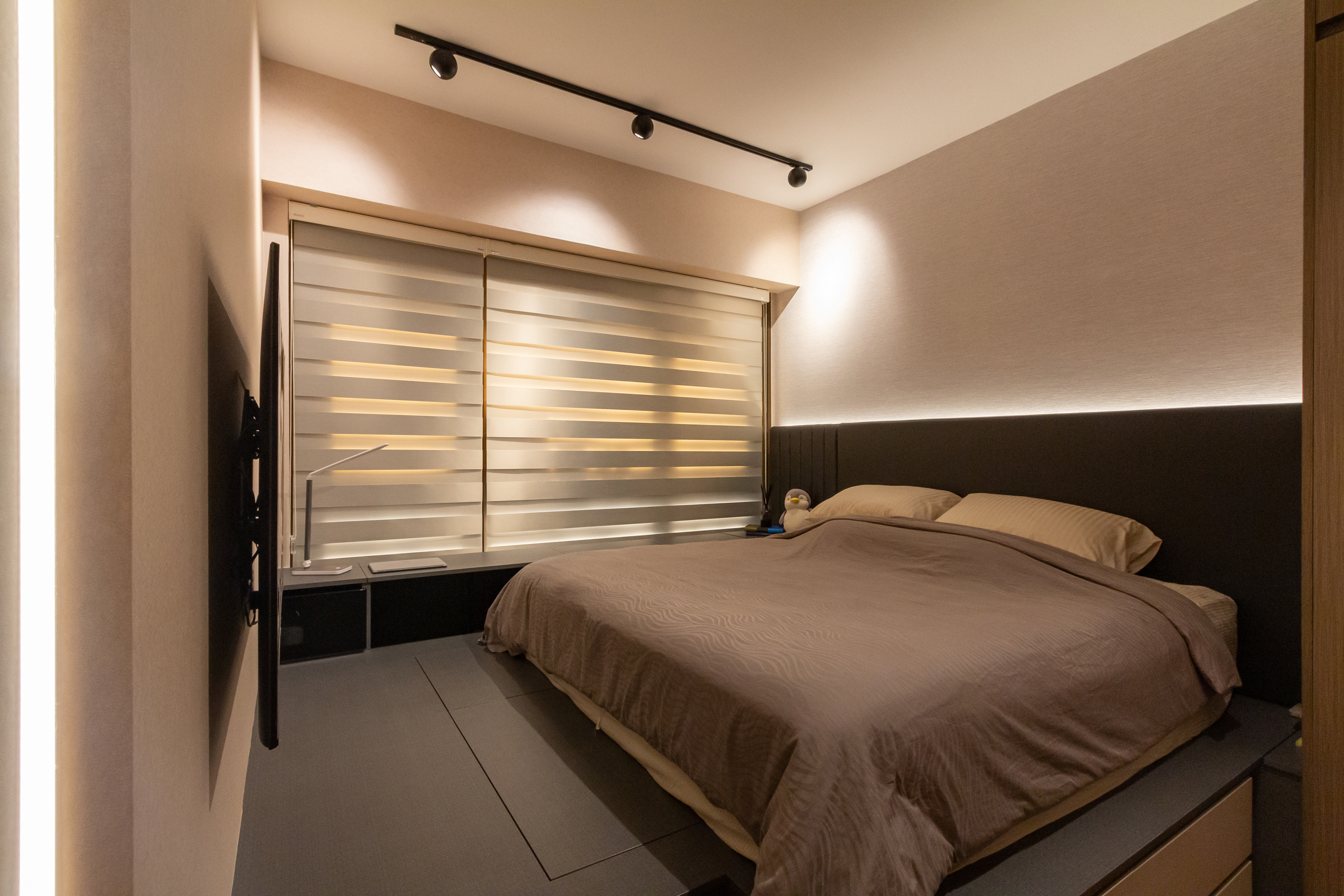 Modern Design - Bedroom - Condominium - Design by Fineline Design Pte Ltd