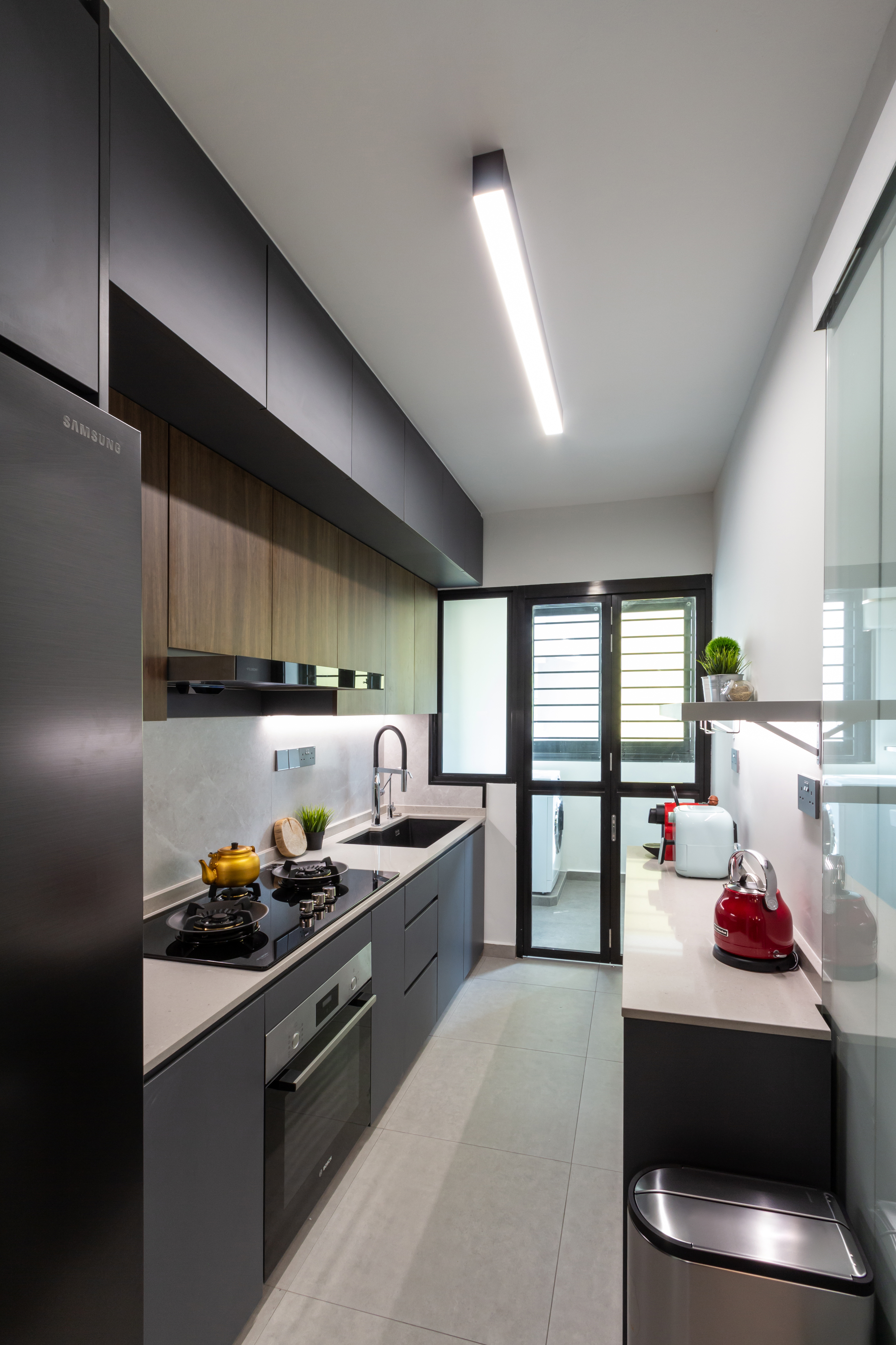 Contemporary, Modern Design - Kitchen - HDB 4 Room - Design by Fineline Design Pte Ltd