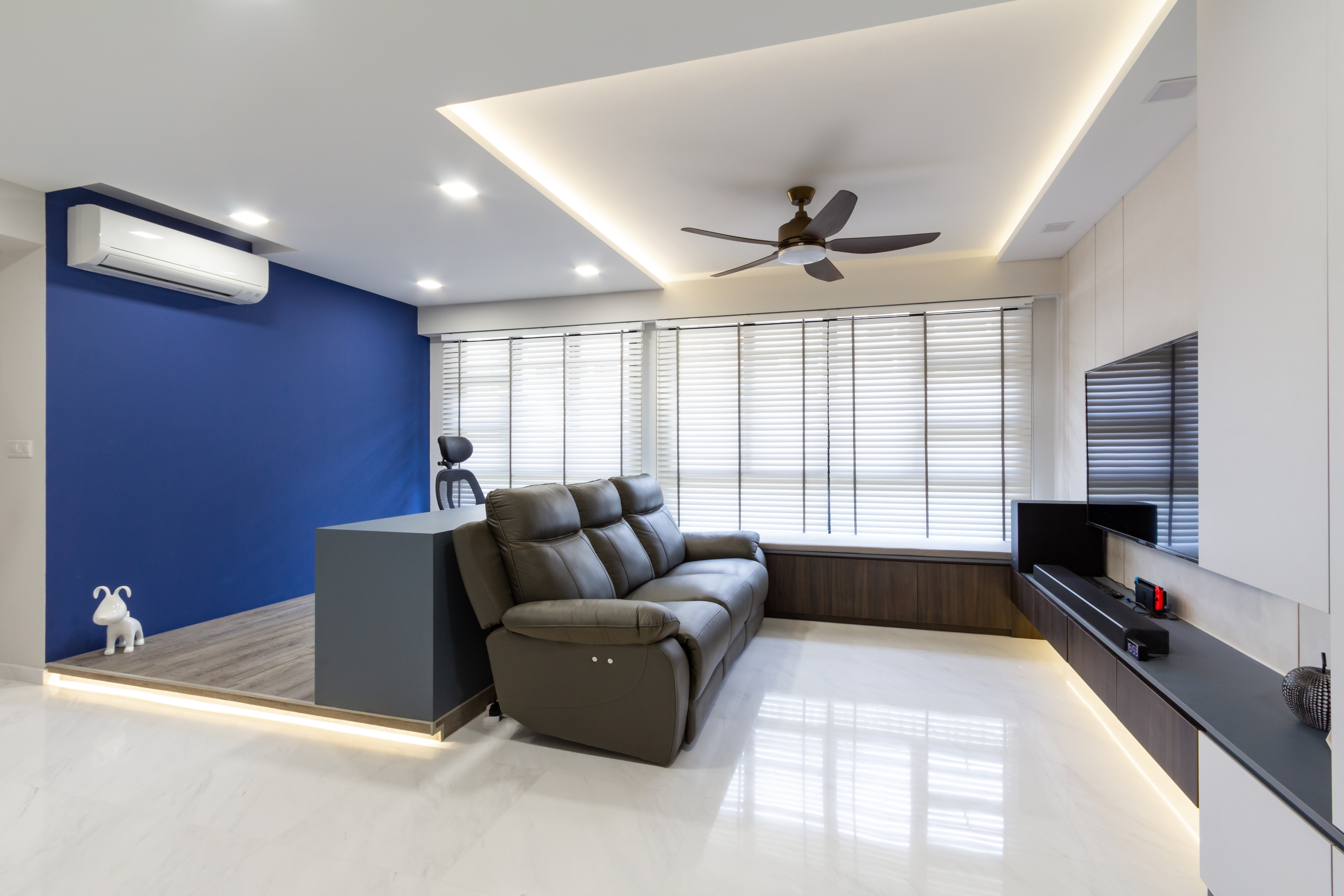 Contemporary, Modern Design - Living Room - HDB 5 Room - Design by Fineline Design Pte Ltd