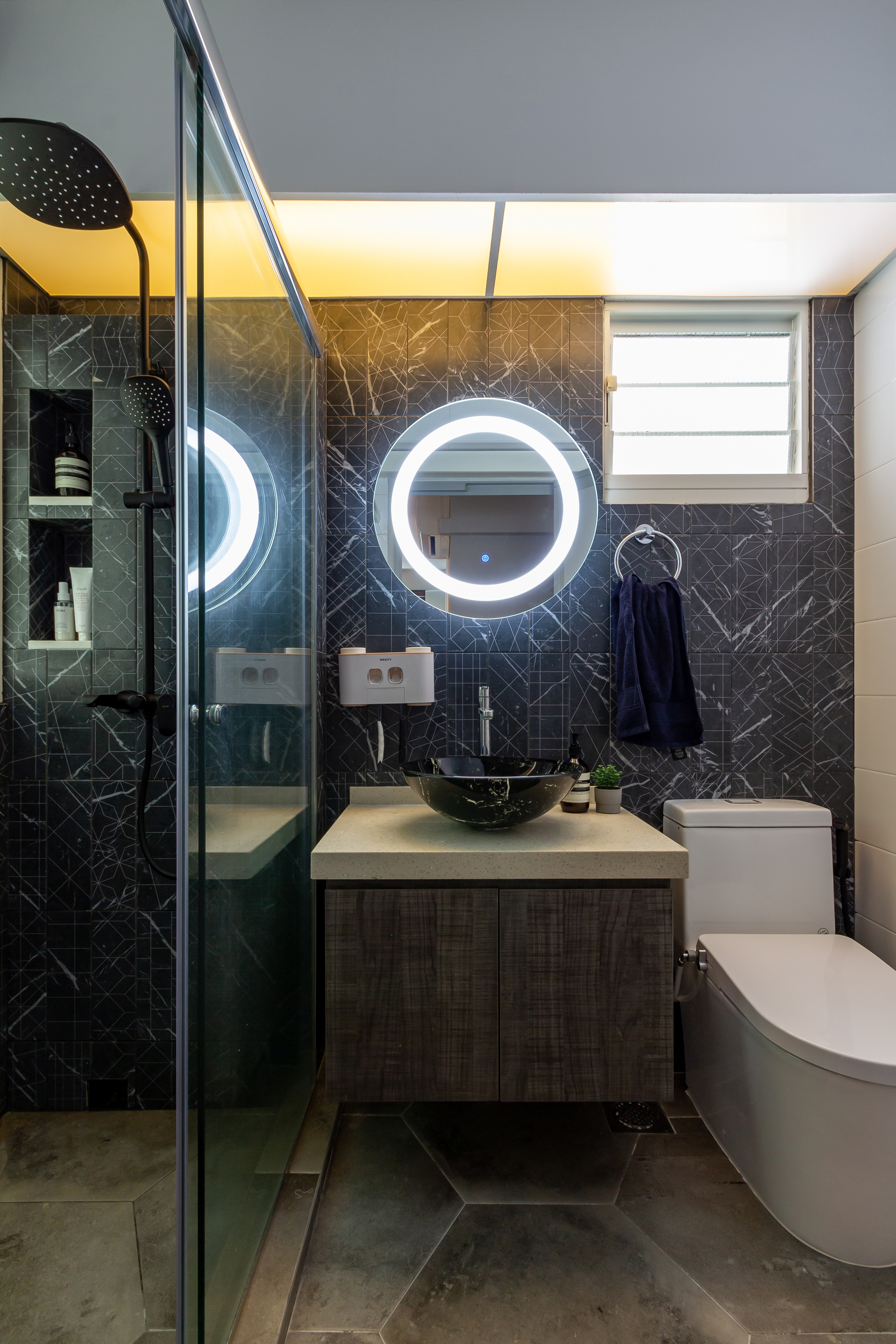 Contemporary Design - Bathroom - HDB 4 Room - Design by Fineline Design Pte Ltd