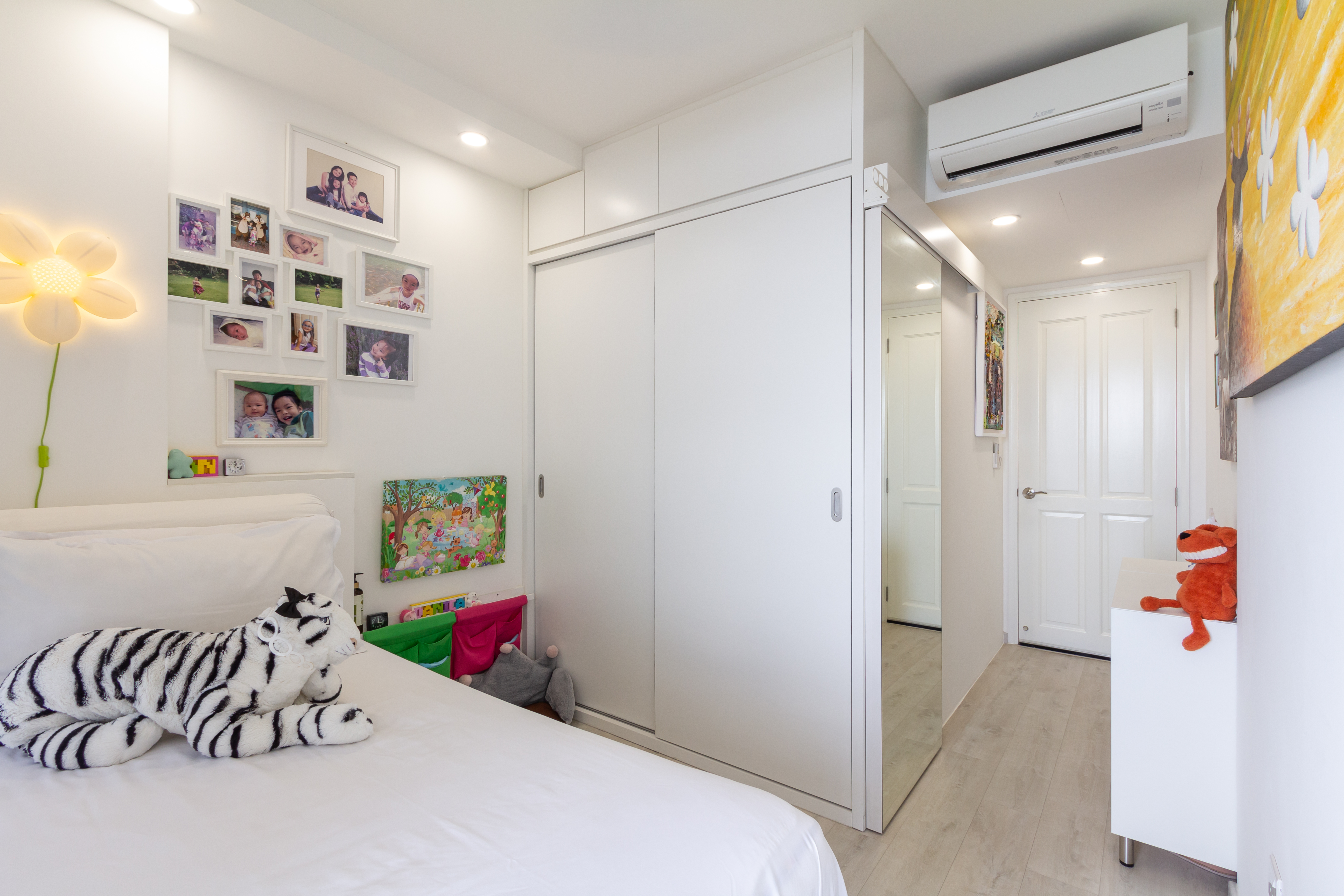 Contemporary, Modern, Others Design - Bedroom - Condominium - Design by Fineline Design Pte Ltd