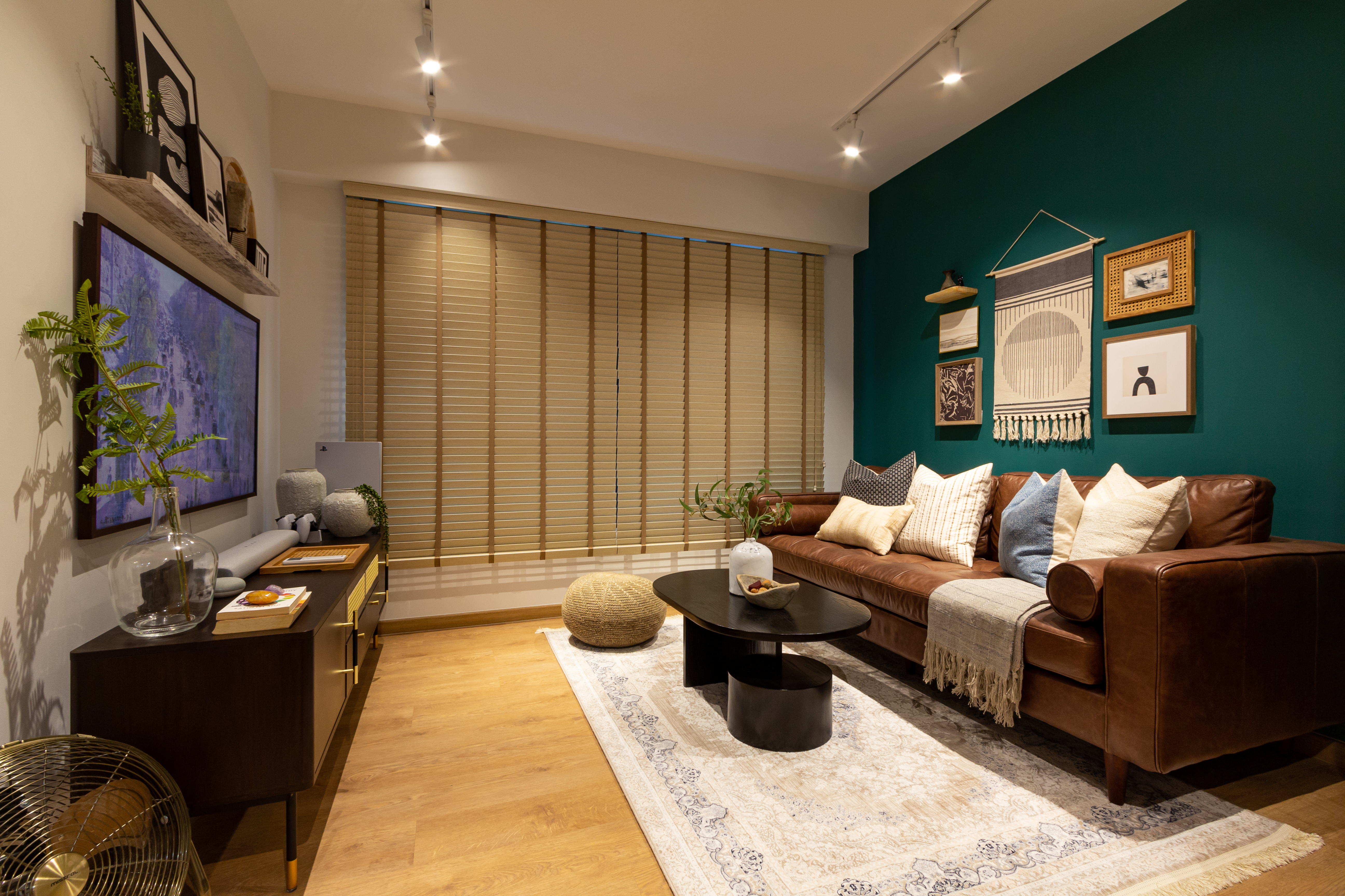 Eclectic Design - Living Room - HDB 4 Room - Design by Fineline Design Pte Ltd