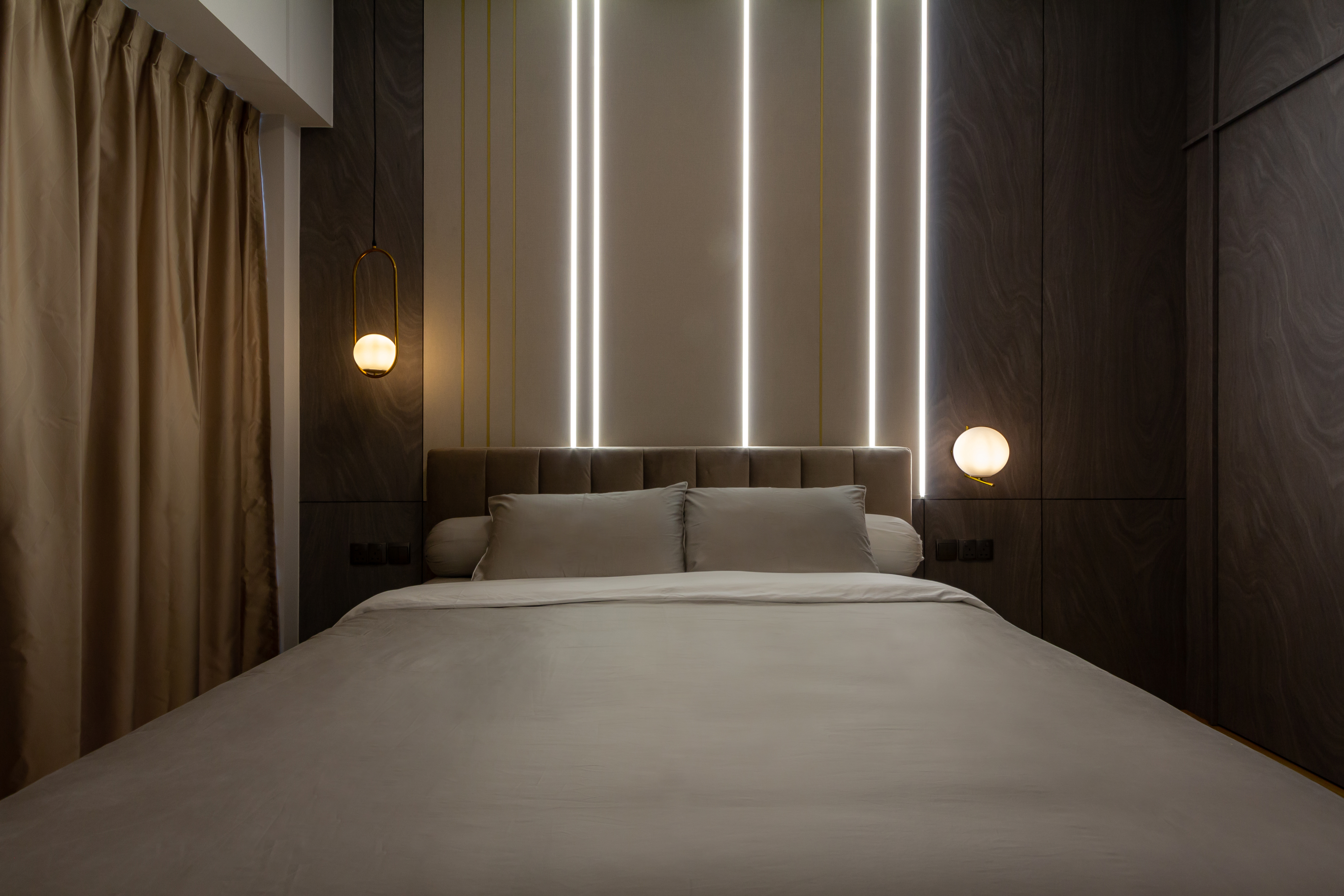 Modern Design - Bedroom - Condominium - Design by Fineline Design Pte Ltd