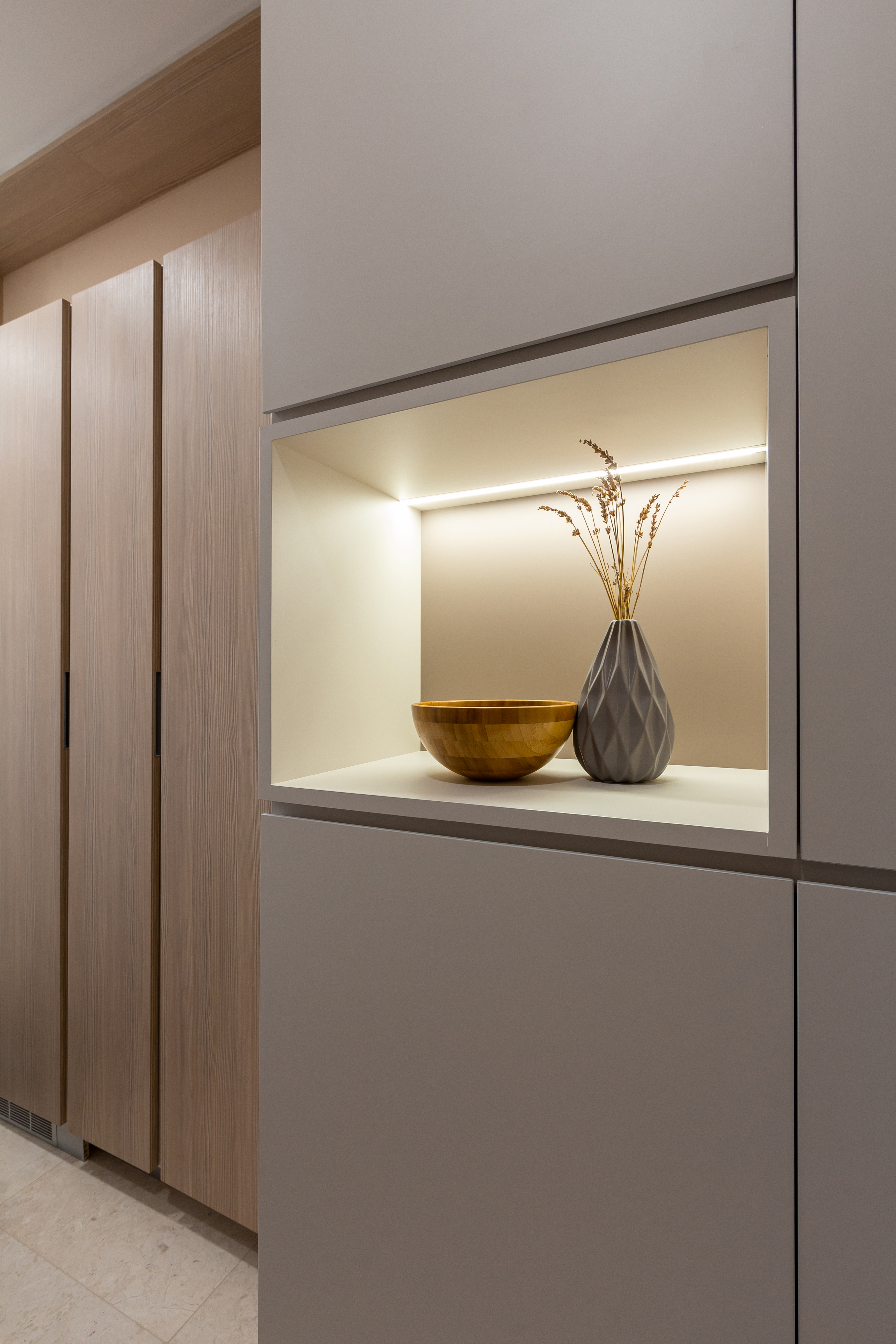 Modern Design - Living Room - Condominium - Design by Fineline Design Pte Ltd