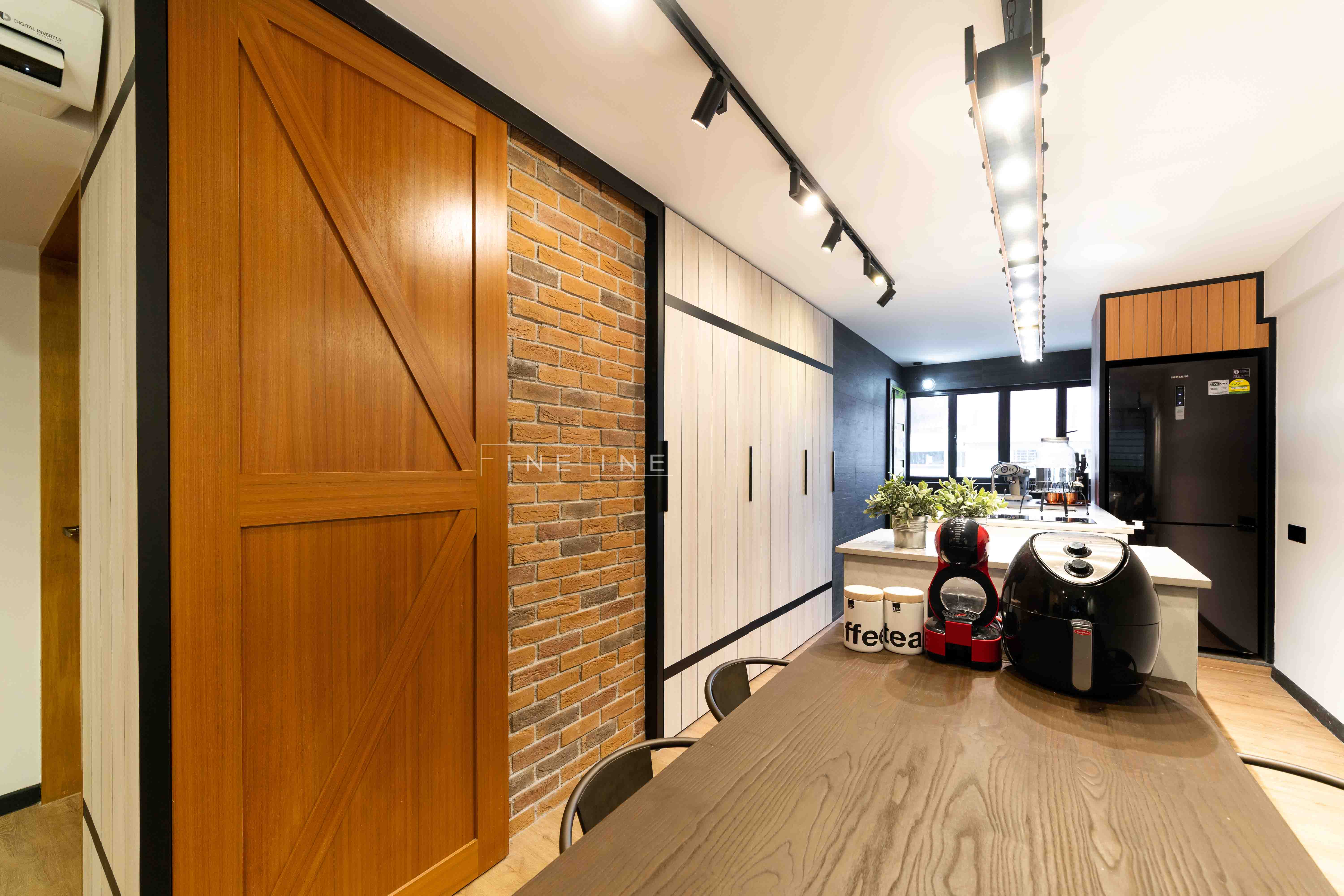 Industrial Design - Kitchen - HDB 3 Room - Design by Fineline Design Pte Ltd