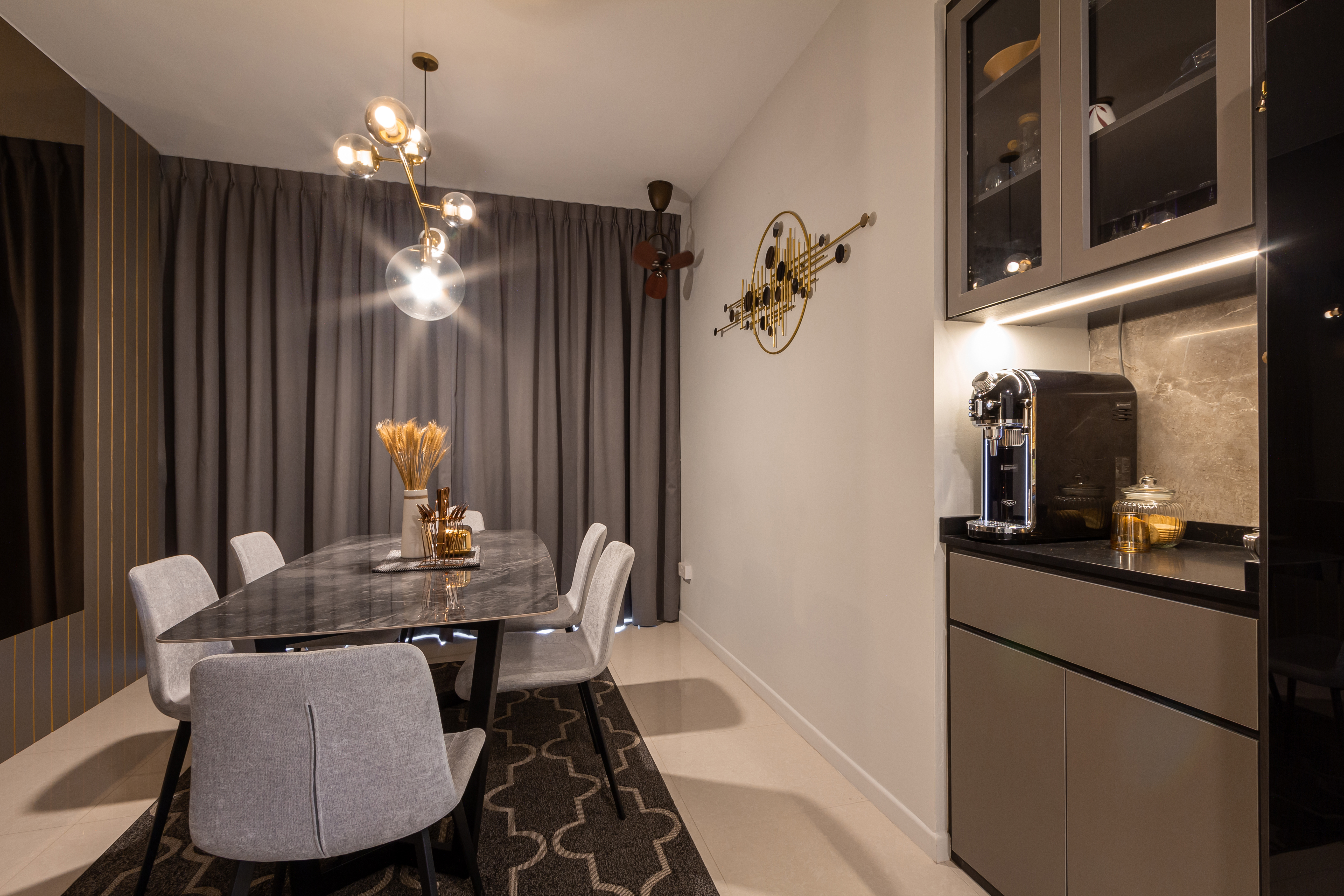 Modern Design - Dining Room - Condominium - Design by Fineline Design Pte Ltd