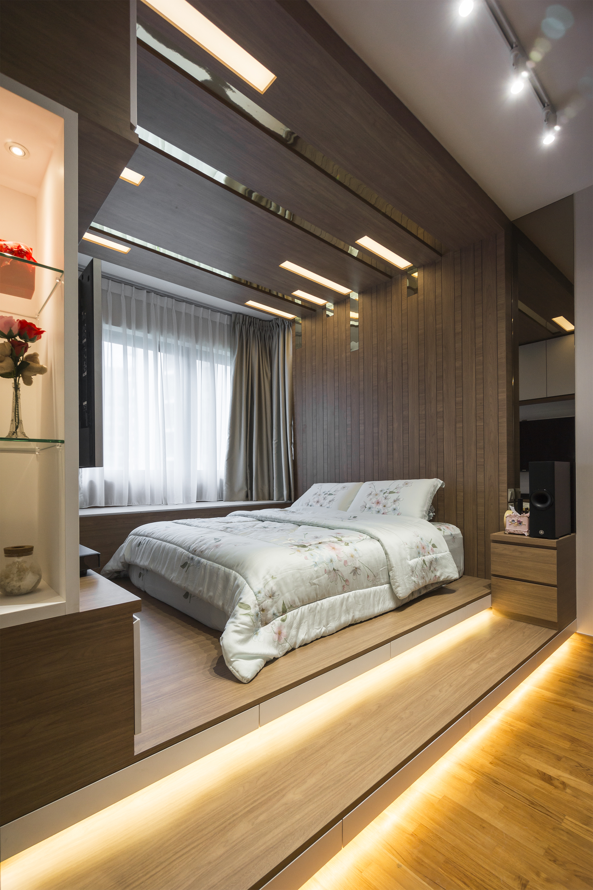 Classical, Contemporary Design - Bedroom - Condominium - Design by Flo Design Pte Ltd