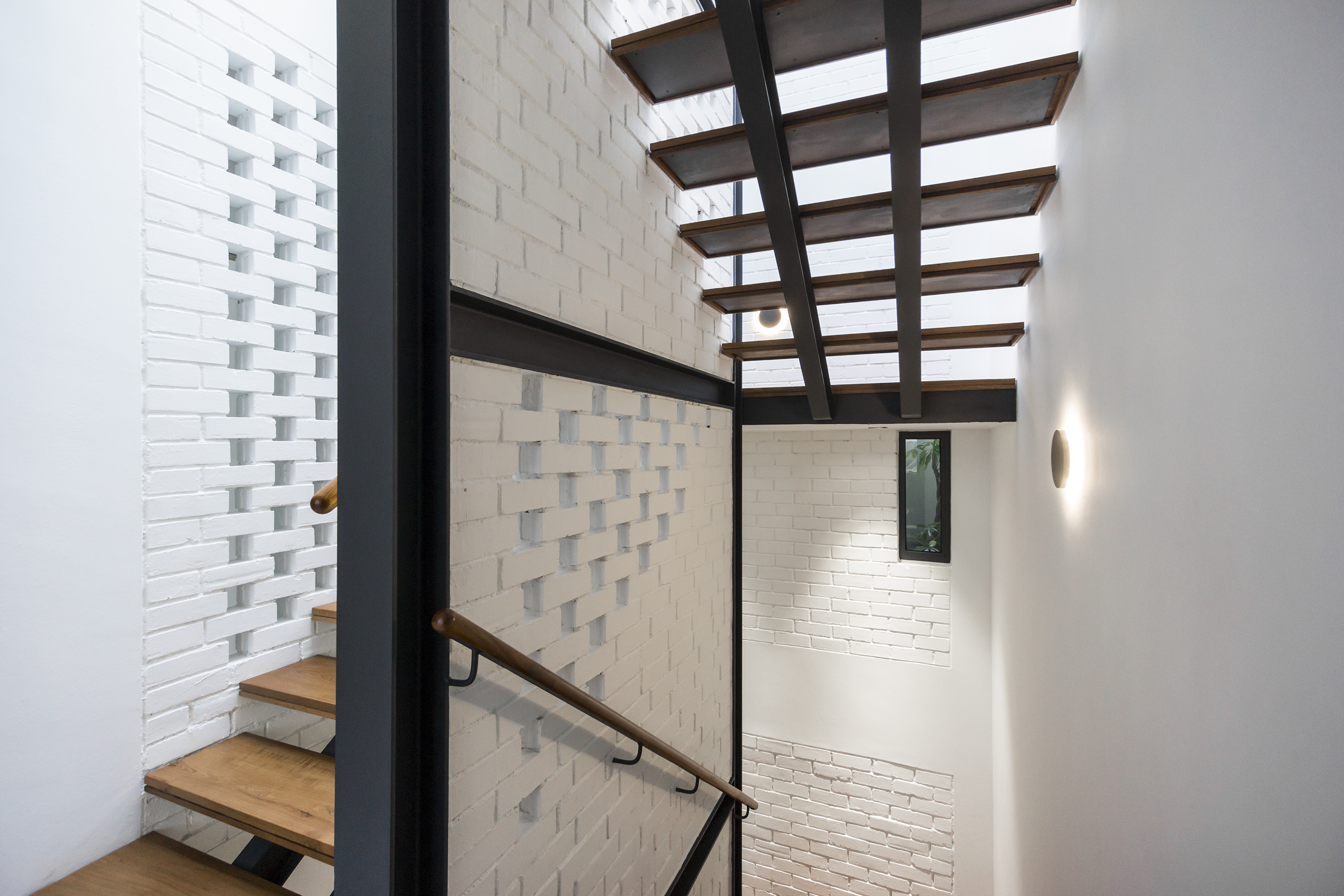 Contemporary, Modern Design - Living Room - Landed House - Design by Flo Design Pte Ltd