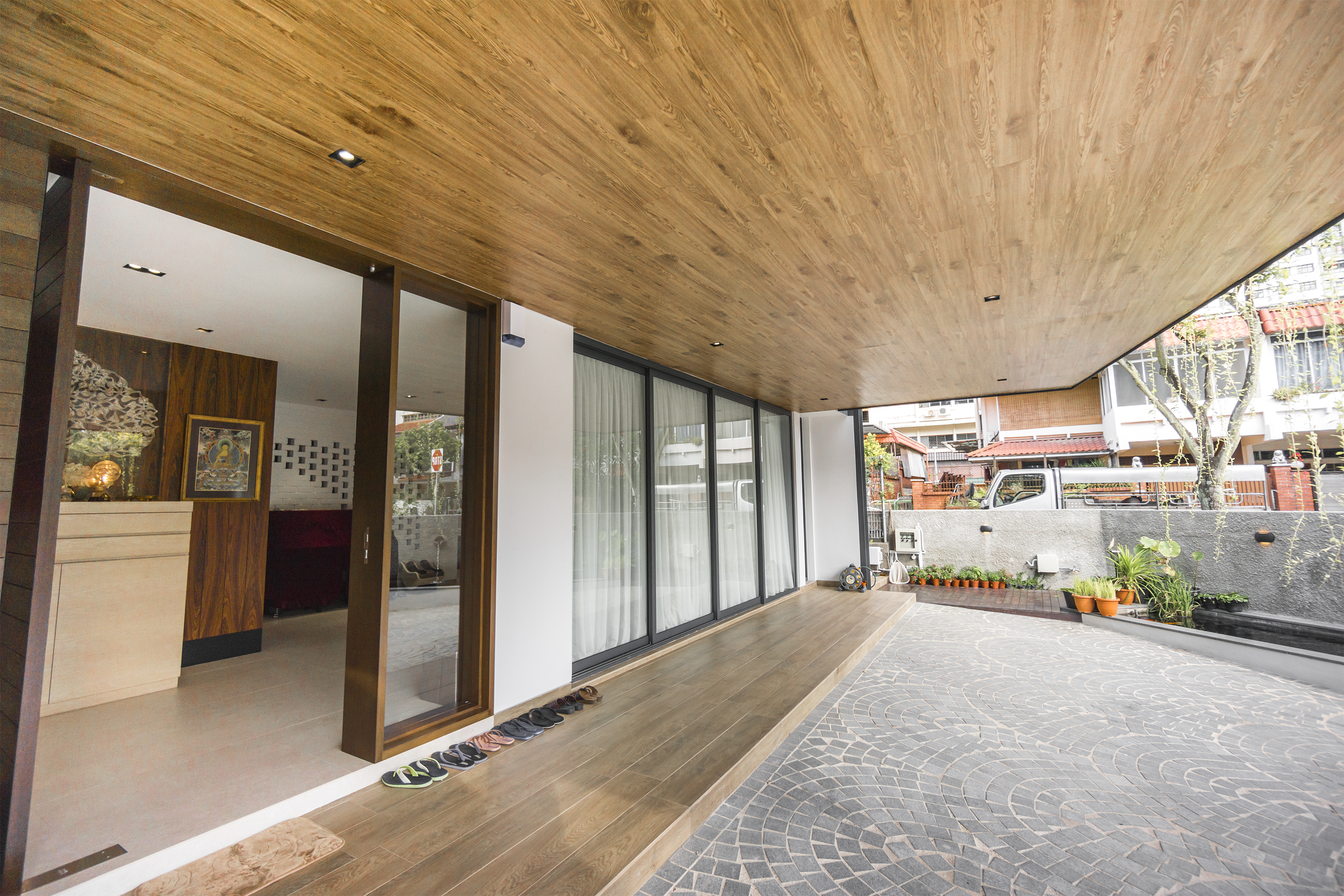 Contemporary, Modern Design - Garden - Landed House - Design by Flo Design Pte Ltd