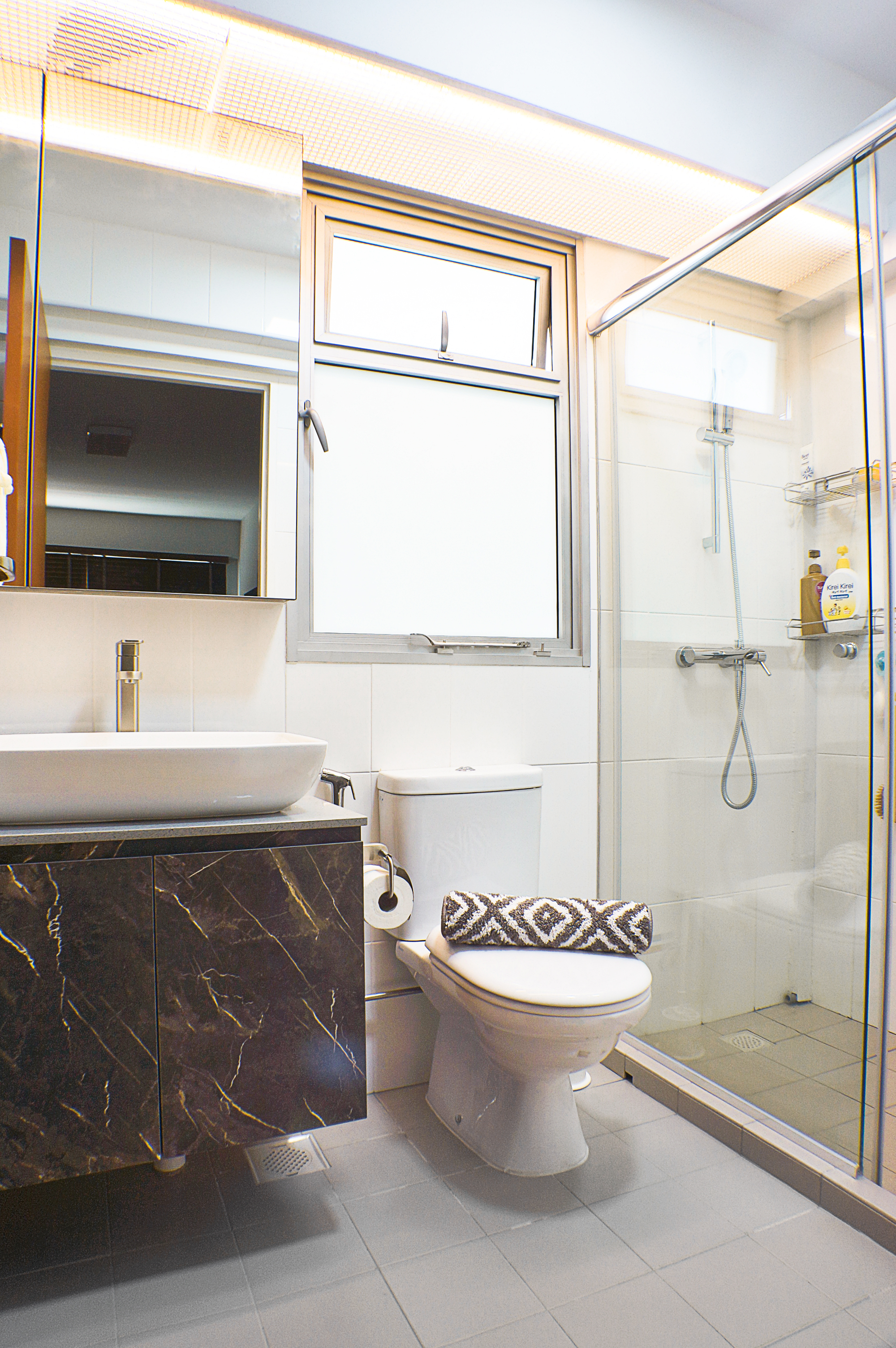 Classical, Contemporary Design - Bathroom - HDB 4 Room - Design by Flo Design Pte Ltd