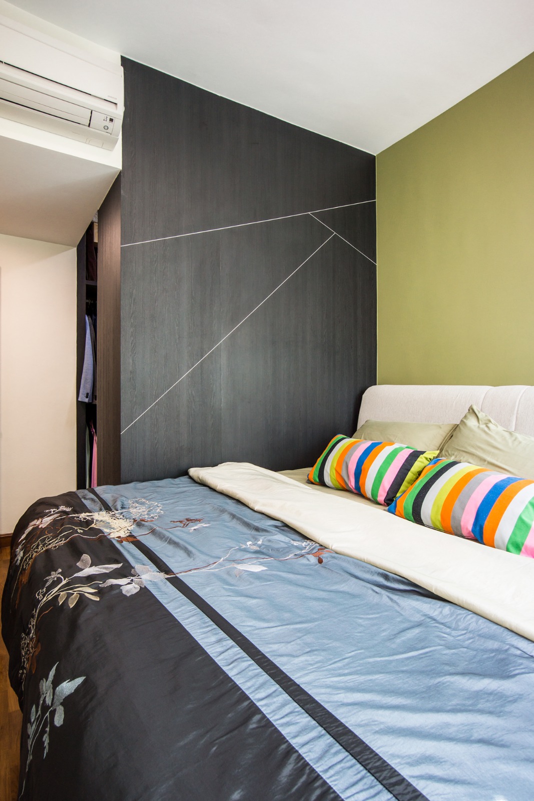 Contemporary Design - Bedroom - Condominium - Design by Flo Design Pte Ltd