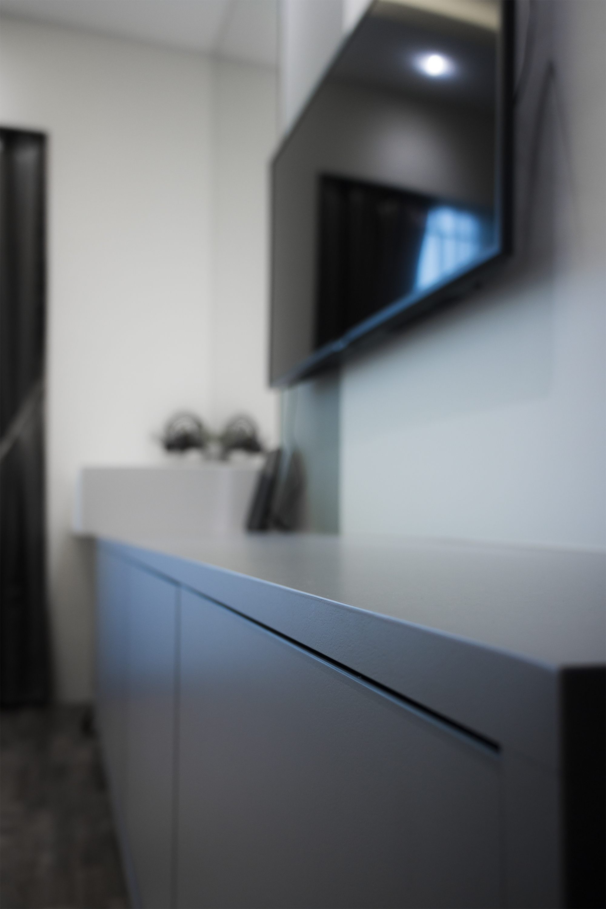 Contemporary, Modern Design - Bedroom - Condominium - Design by Flo Design Pte Ltd