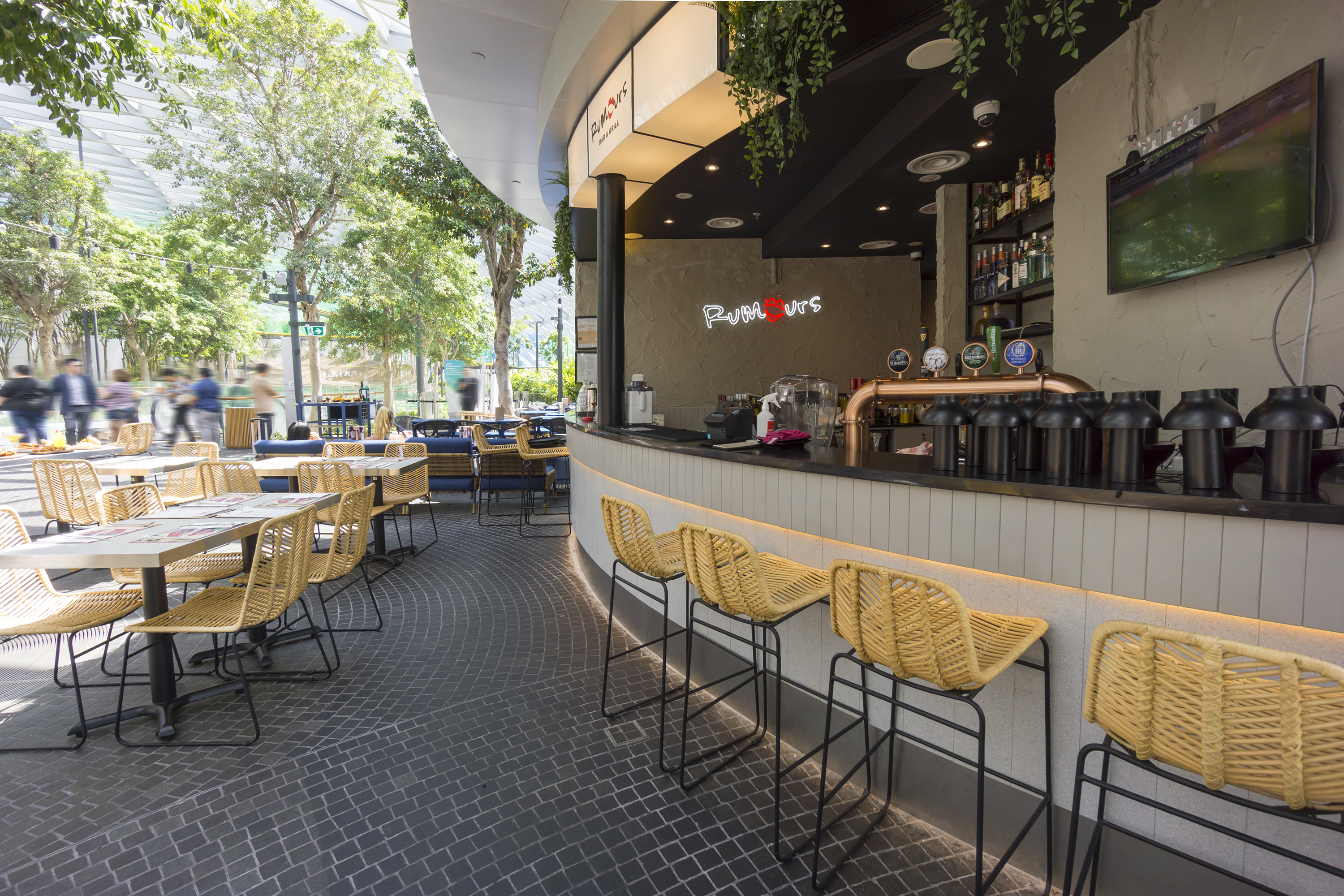 Contemporary, Modern Design - Commercial - F&B - Design by Flo Design Pte Ltd