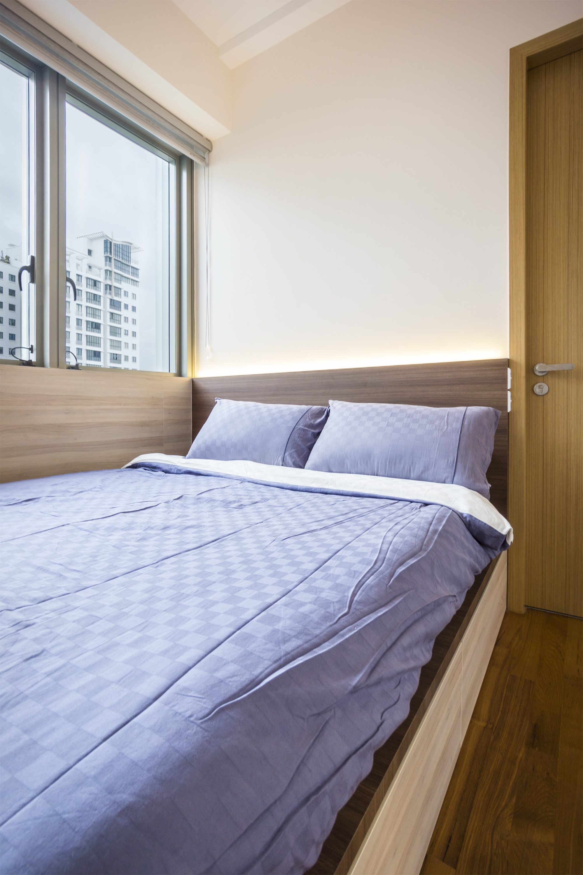 Contemporary, Minimalist, Modern Design - Bedroom - Condominium - Design by Flo Design Pte Ltd